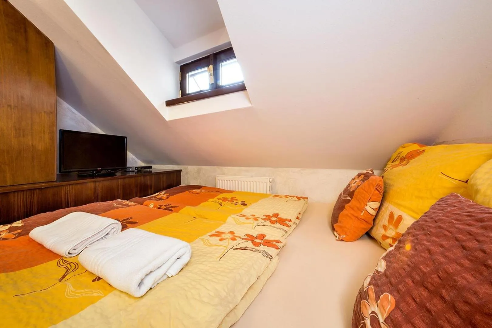 Bedroom, Bed in Ubytování Zámecké Schody