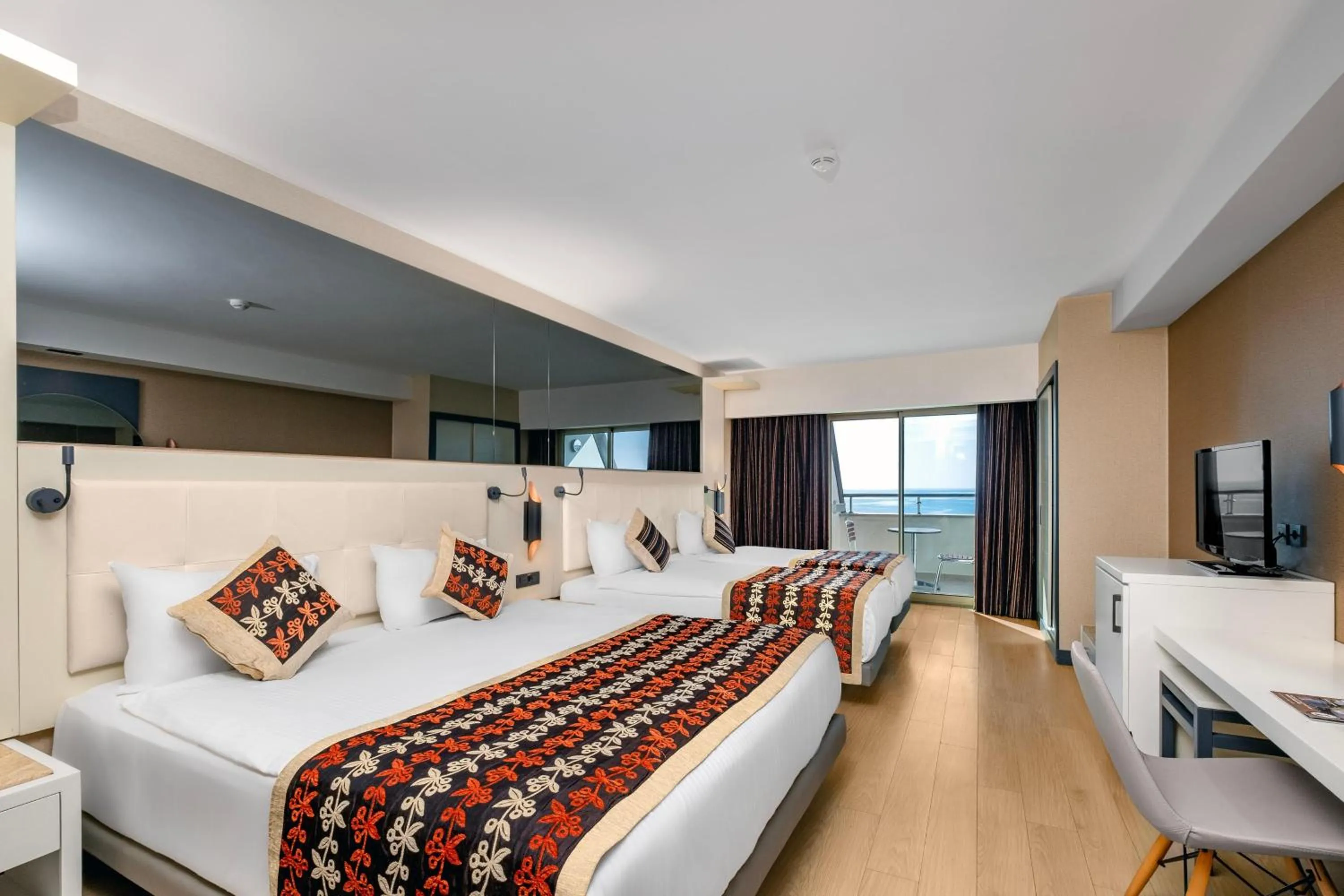 Bed in Long Beach Alanya - Ultra All Inclusive