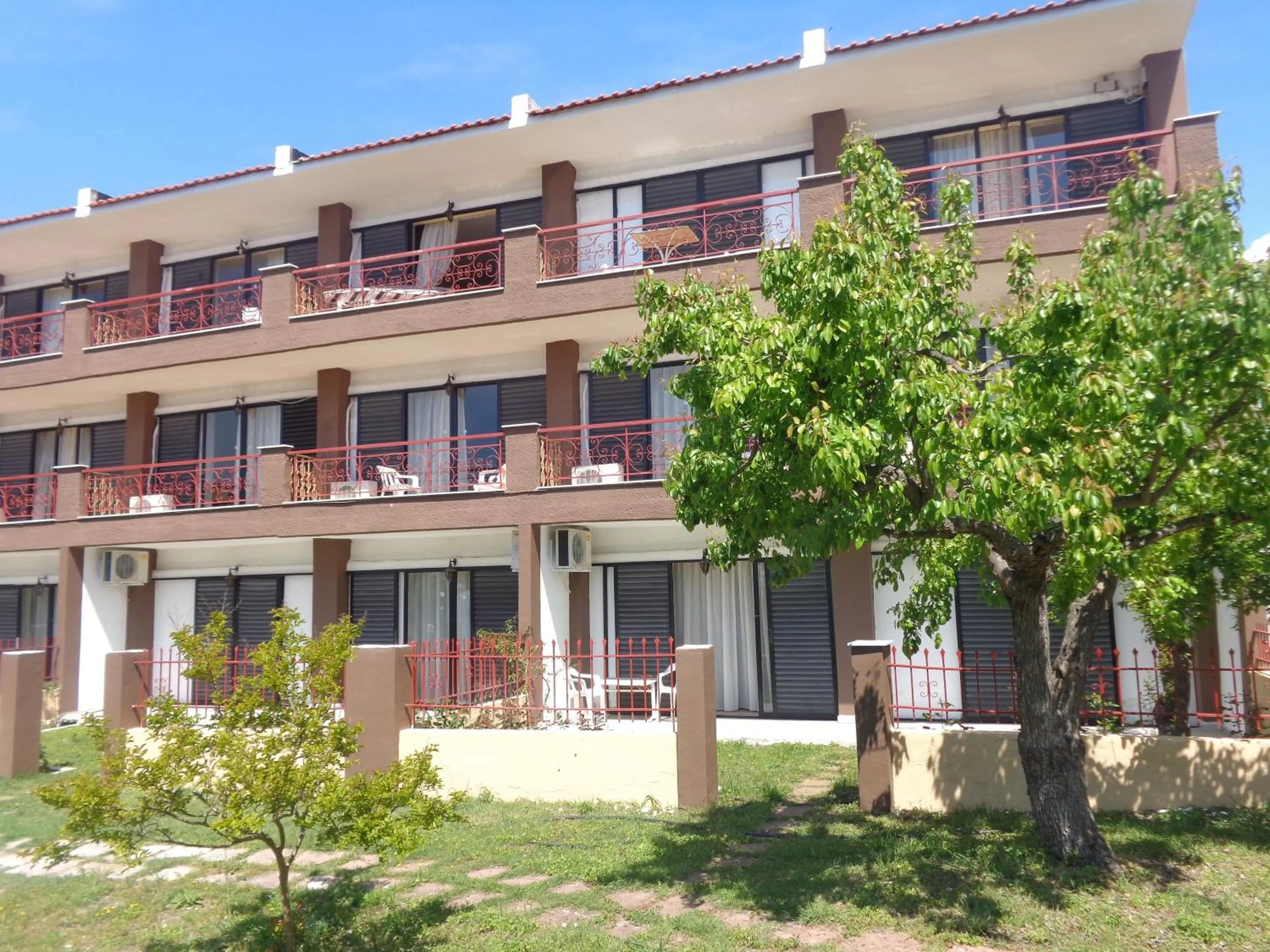 Facade/entrance in Porto Matina