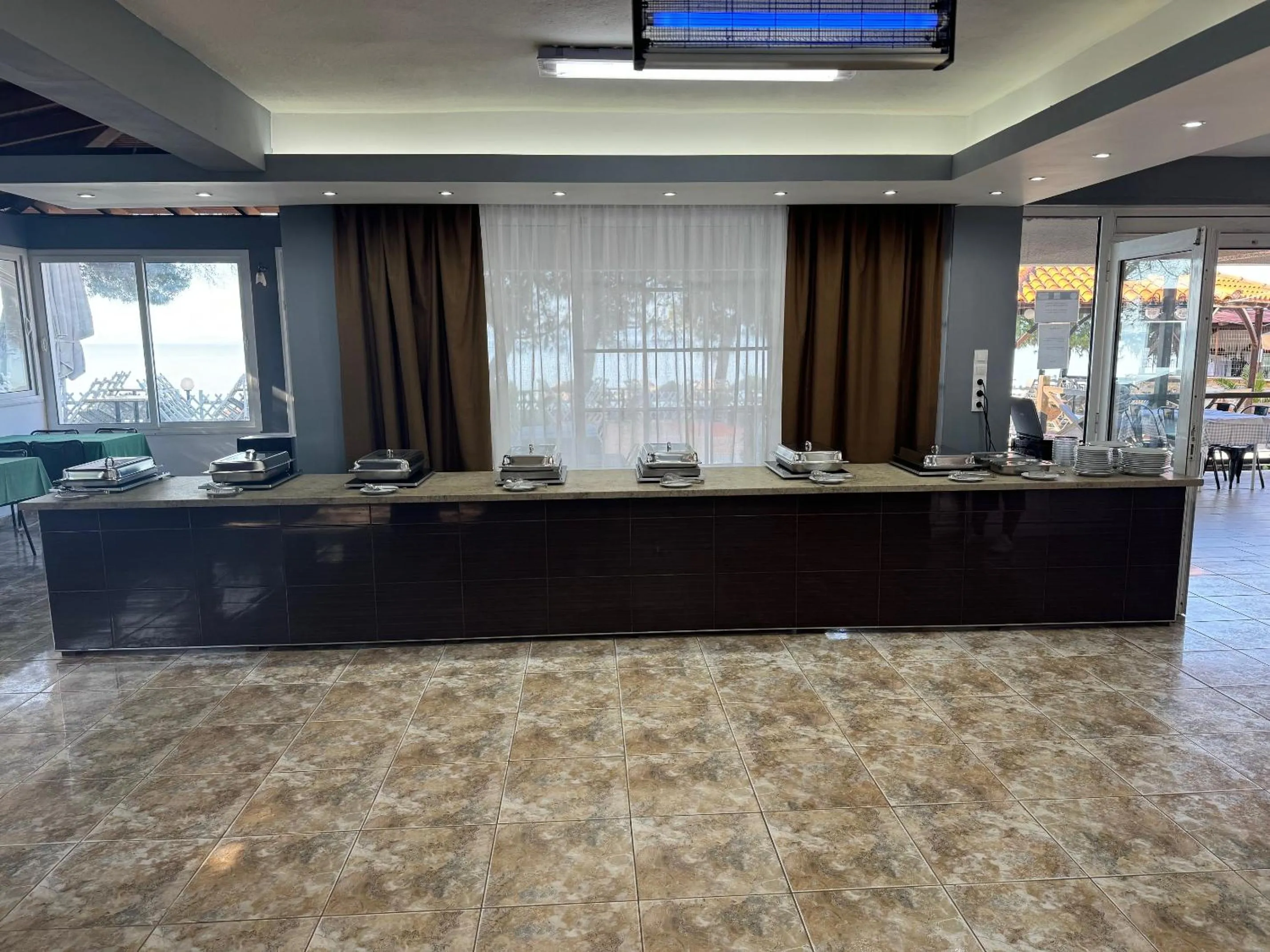 Restaurant/places to eat in Porto Matina