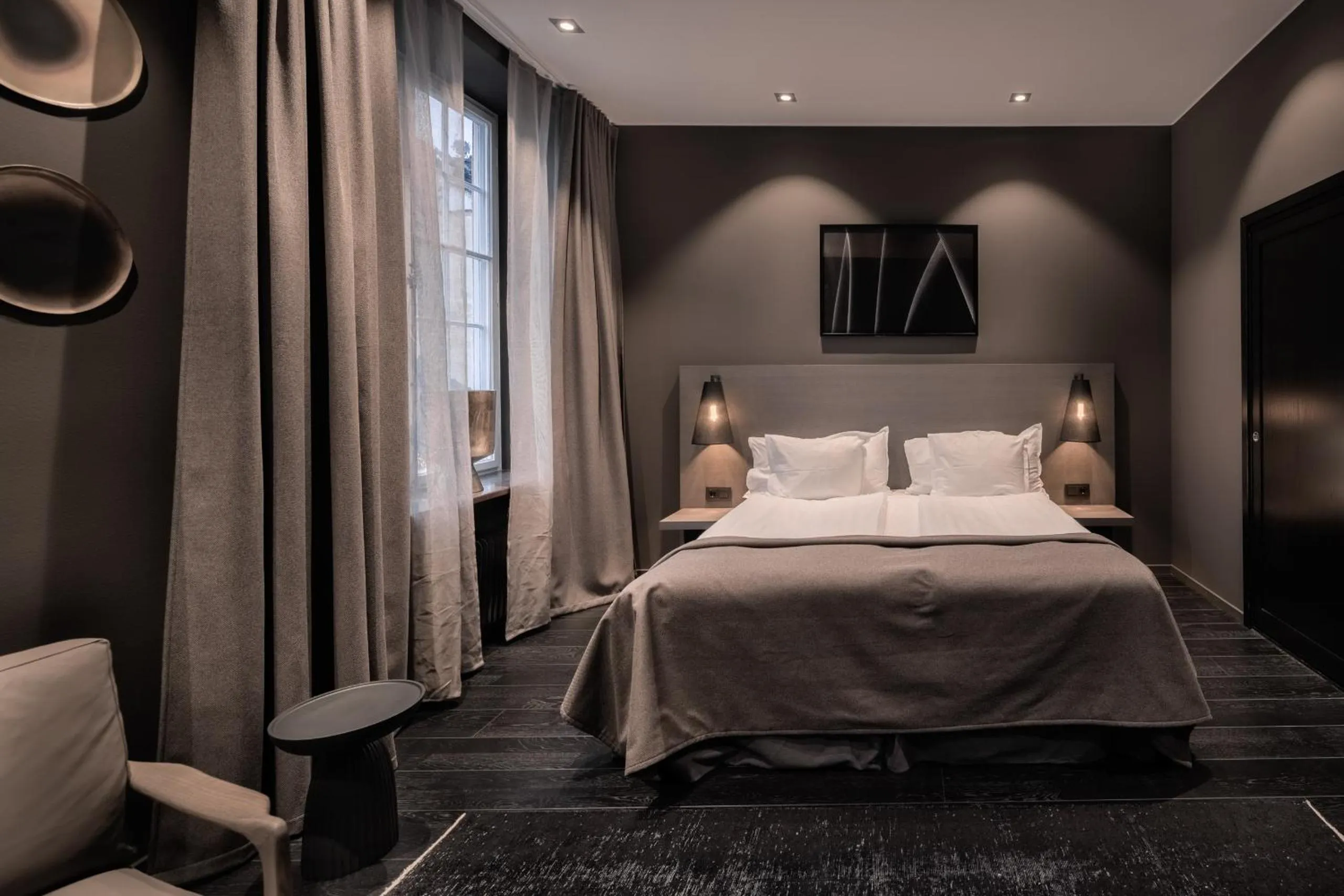 Bedroom, Bed in The Lamp Hotel & Spa