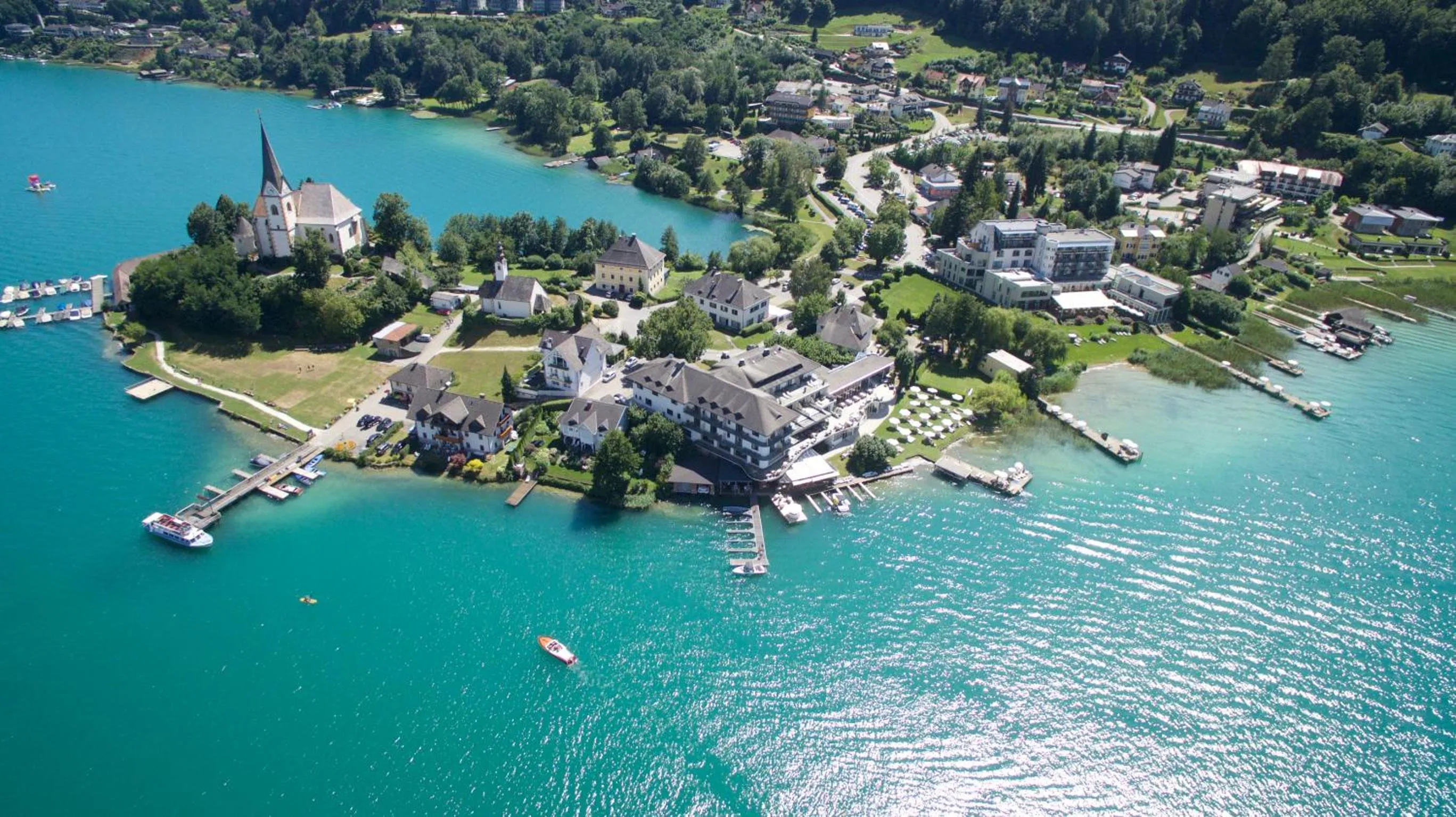 Property building in Hotel Linde