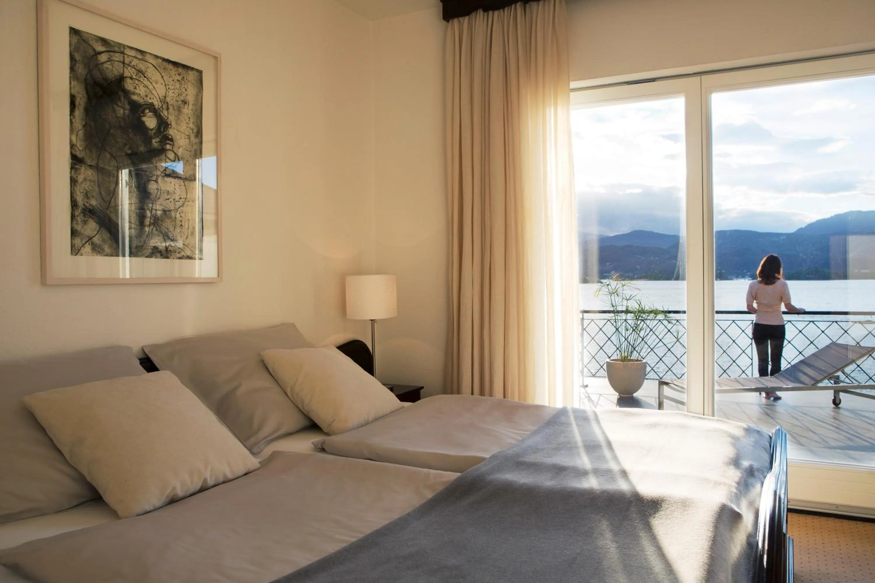 Balcony/Terrace, Bed in Hotel Linde