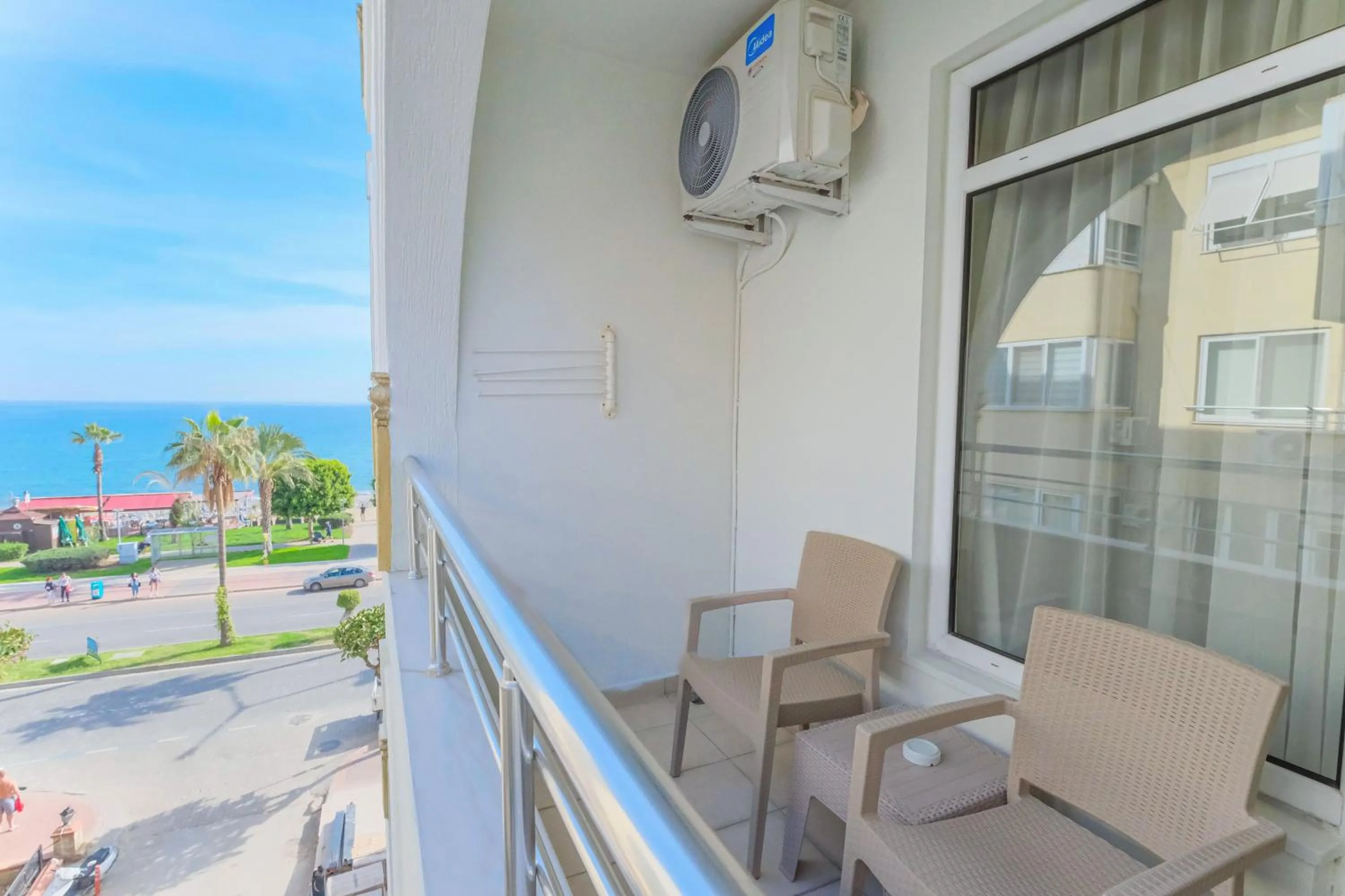 Patio in Wien Star Hotel, Adults Only