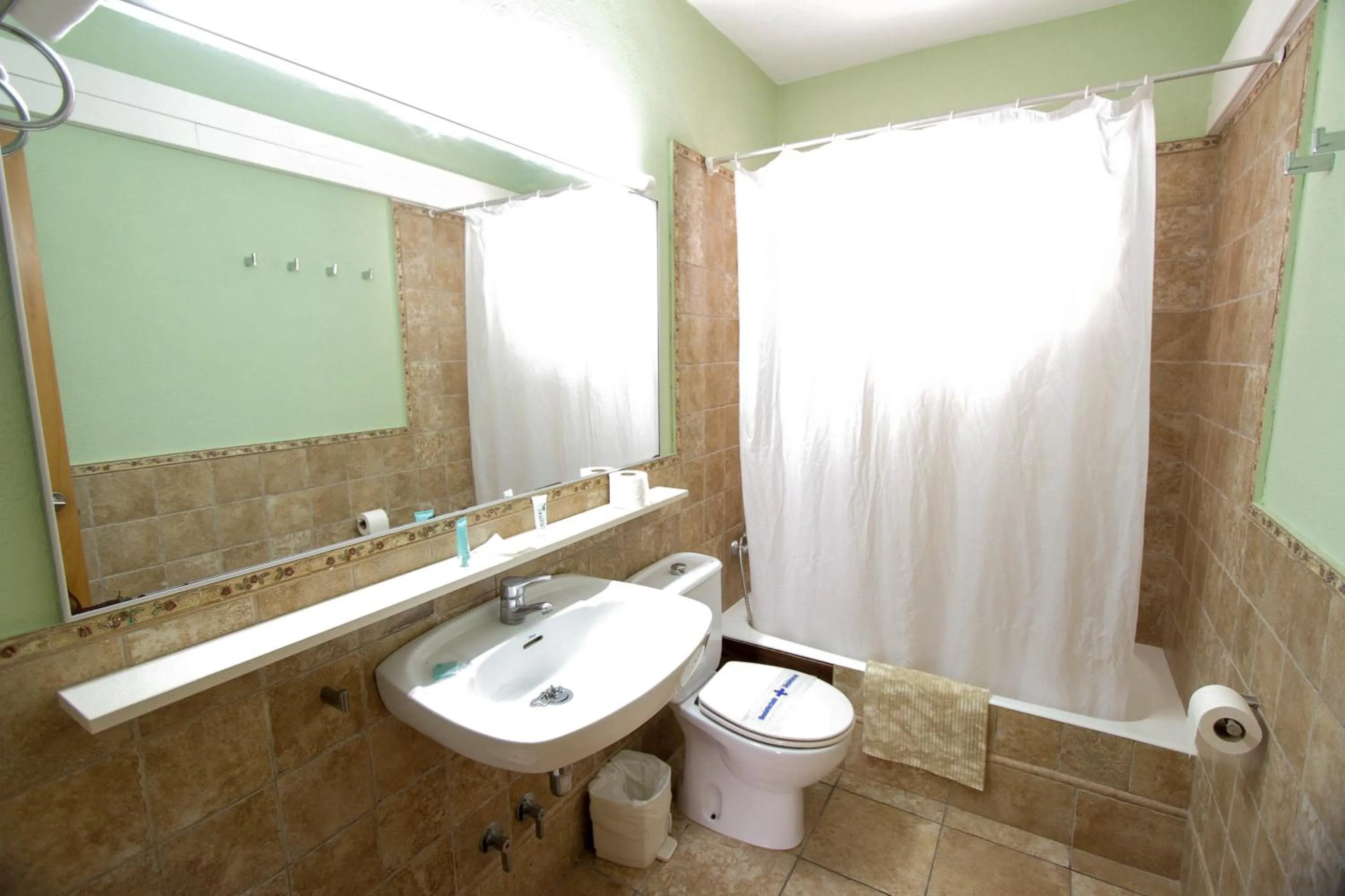 Bathroom in Galdana Gardens