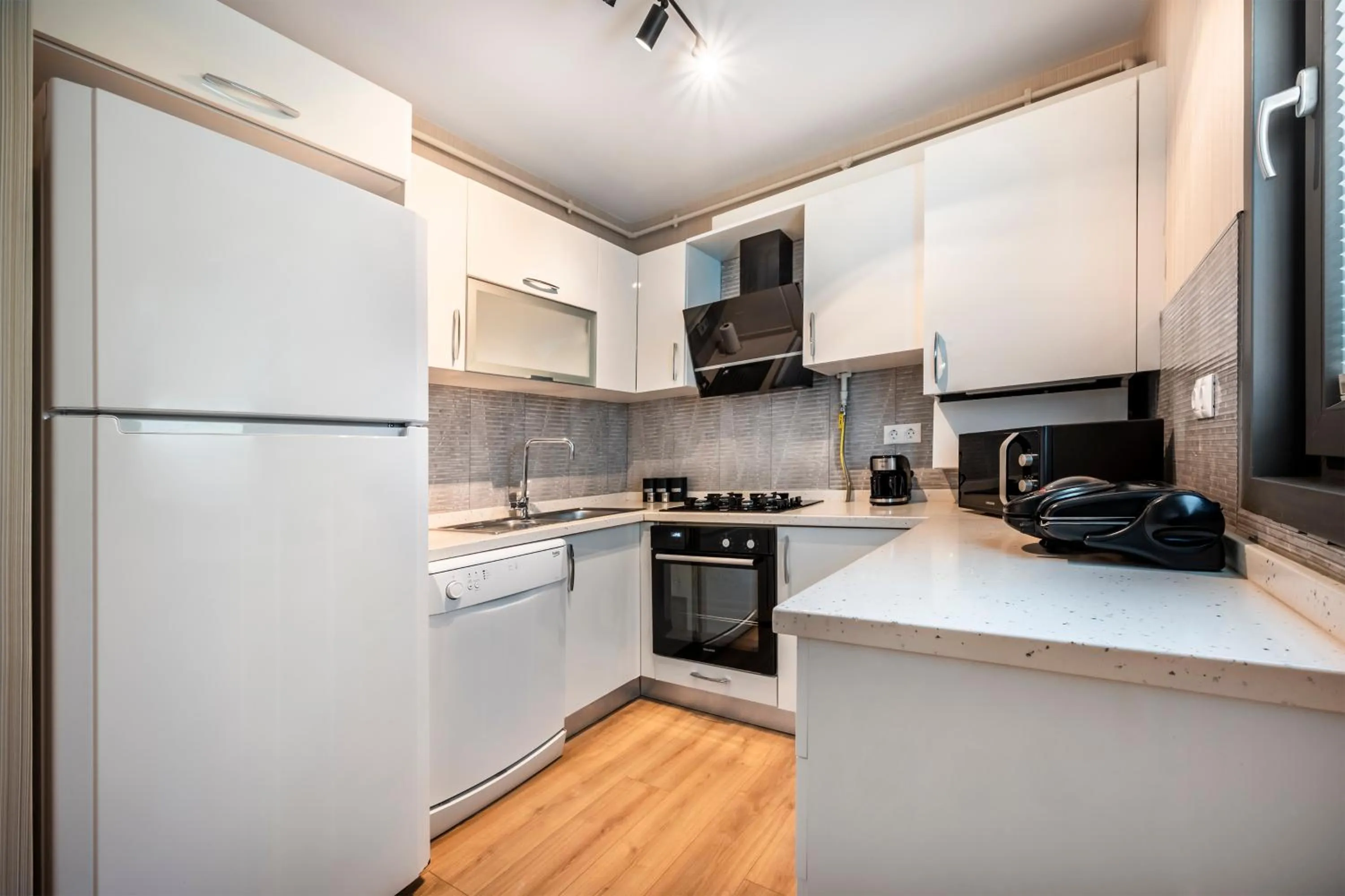 Kitchen or kitchenette in Çırağan Apart Bosphorus