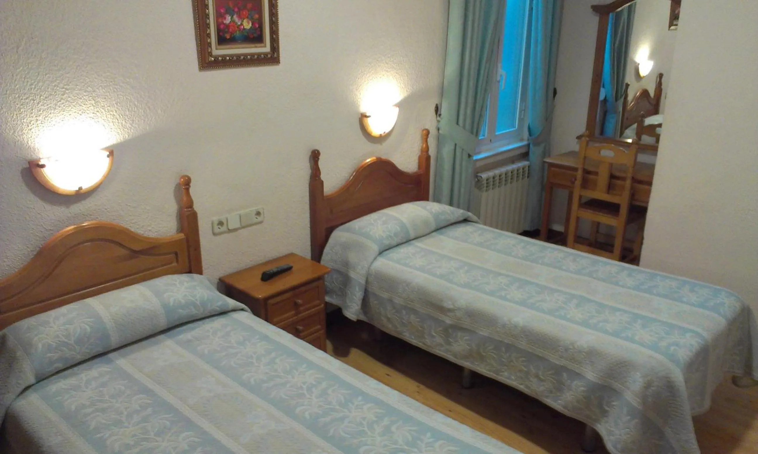 Bedroom, Bed in Hostal Zamora