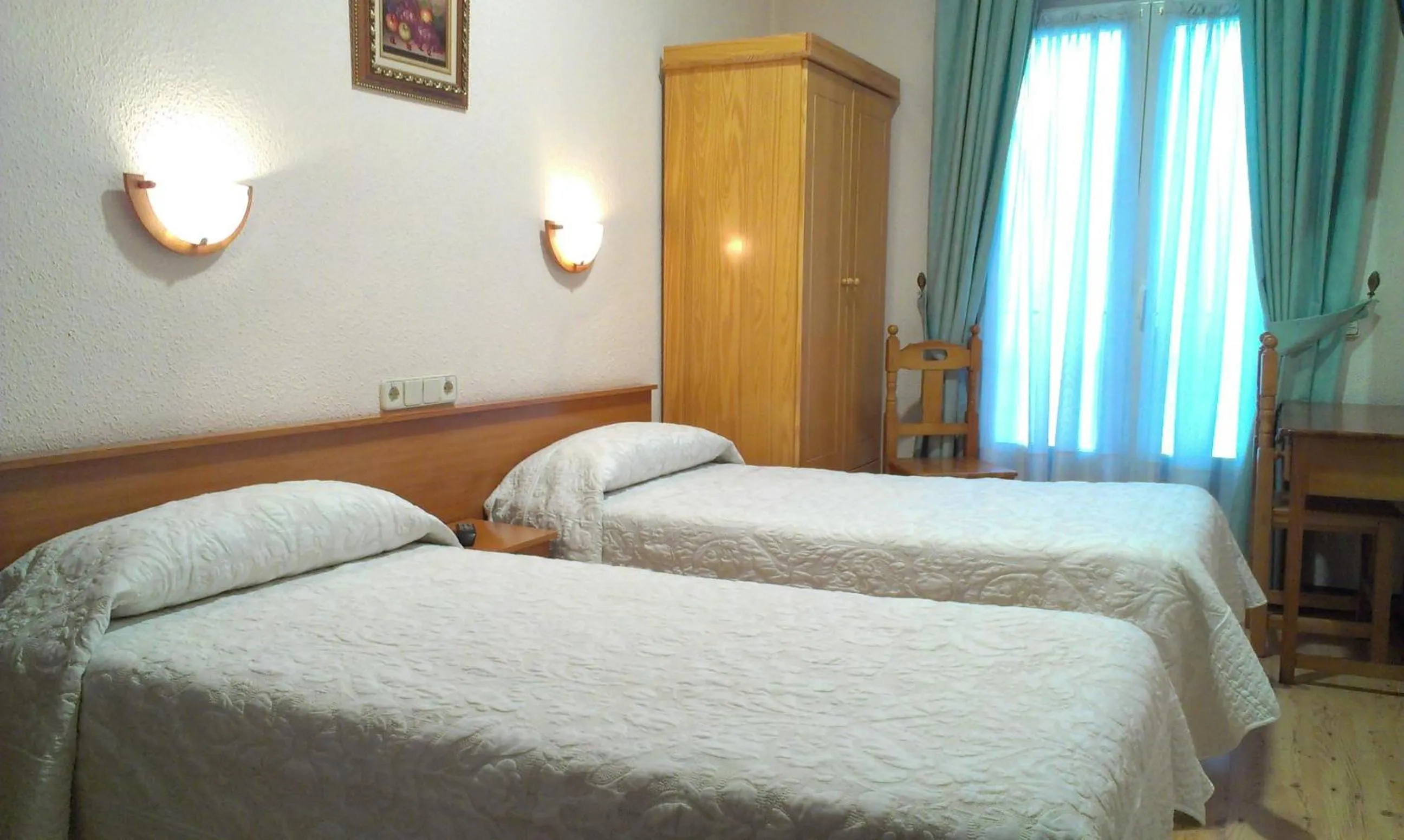 Bedroom, Bed in Hostal Zamora