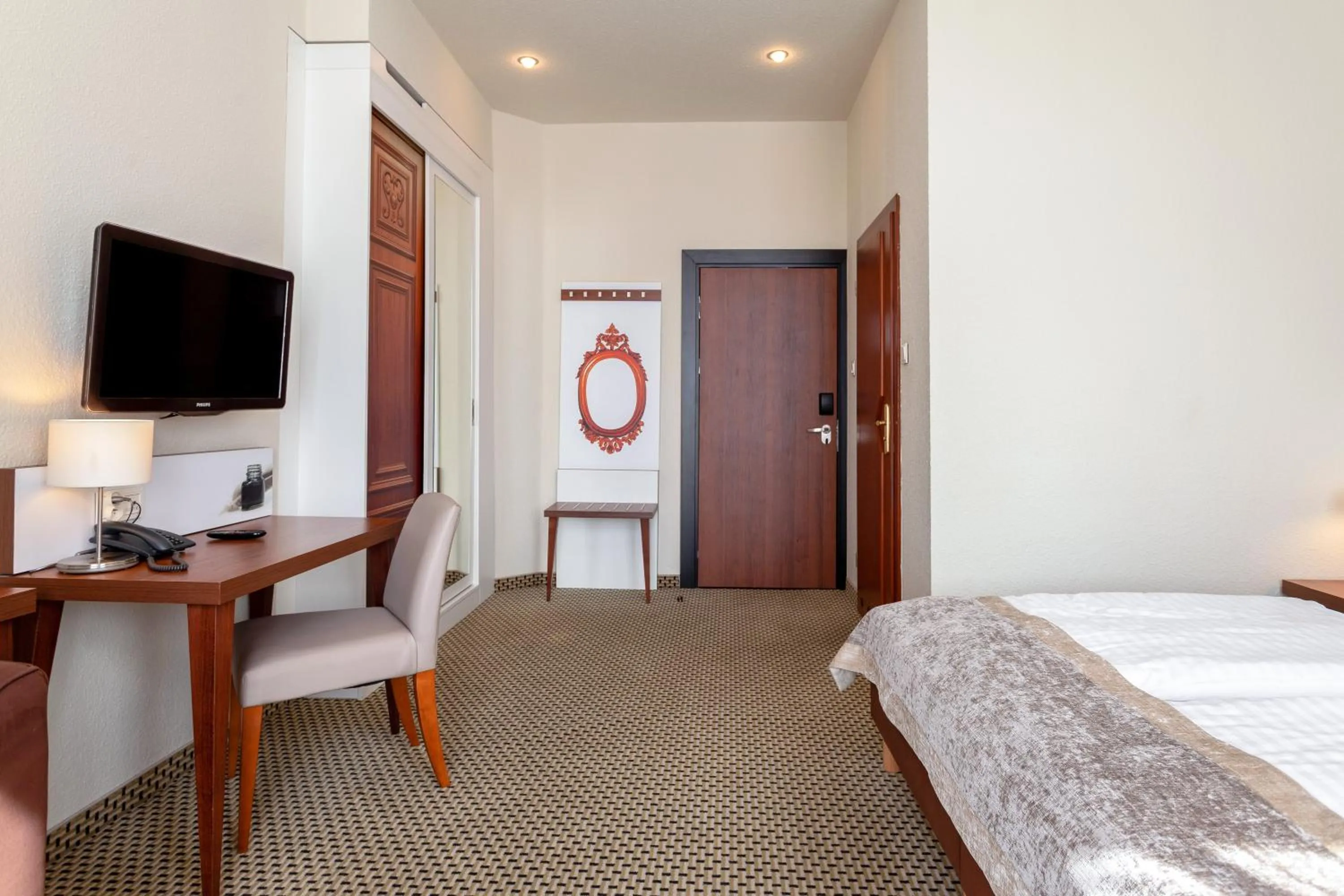 Photo of the whole room, Bed in Jantar Hotel & SPA by Zdrojowa