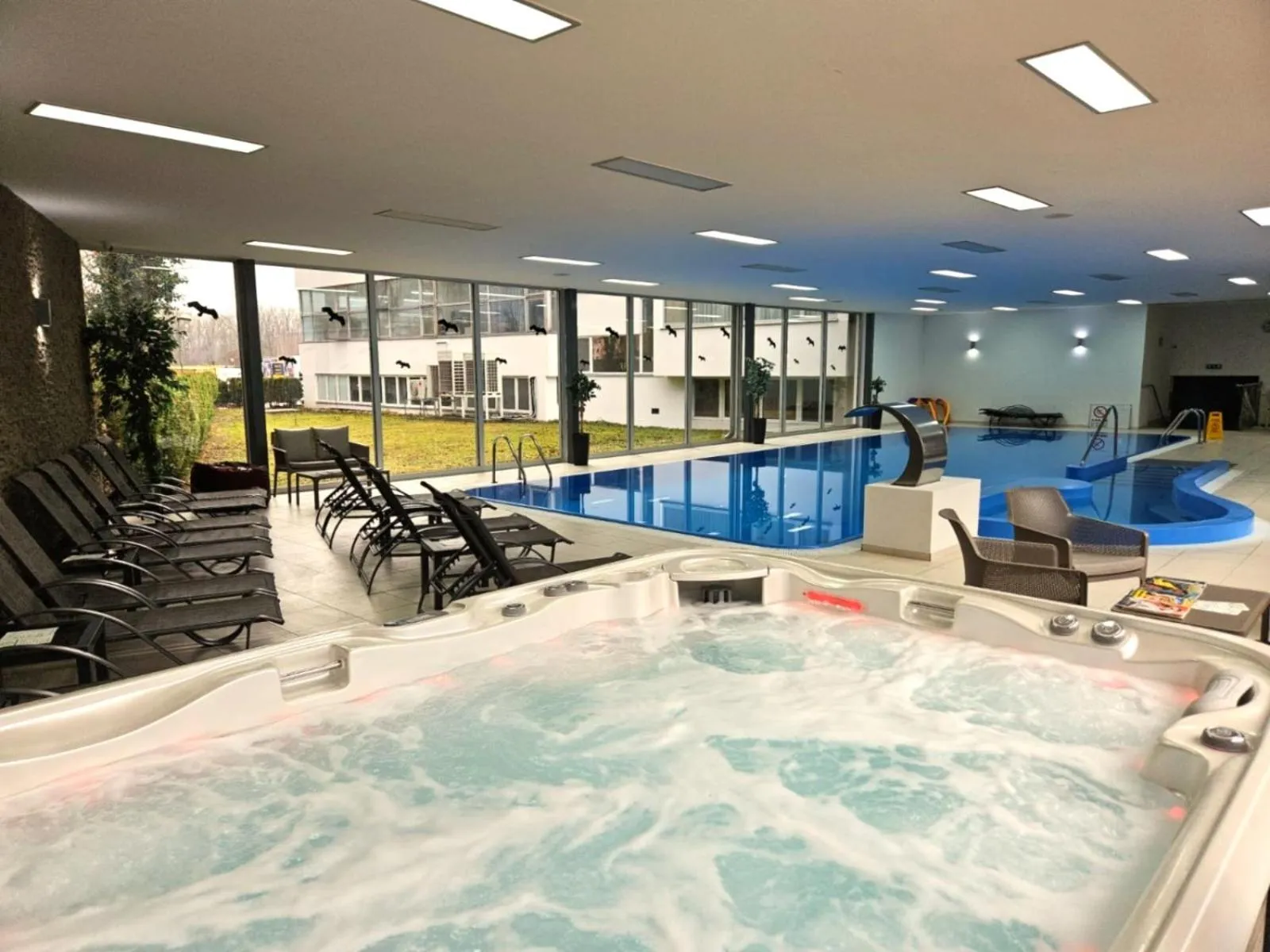 Hot Tub in Hotel Park