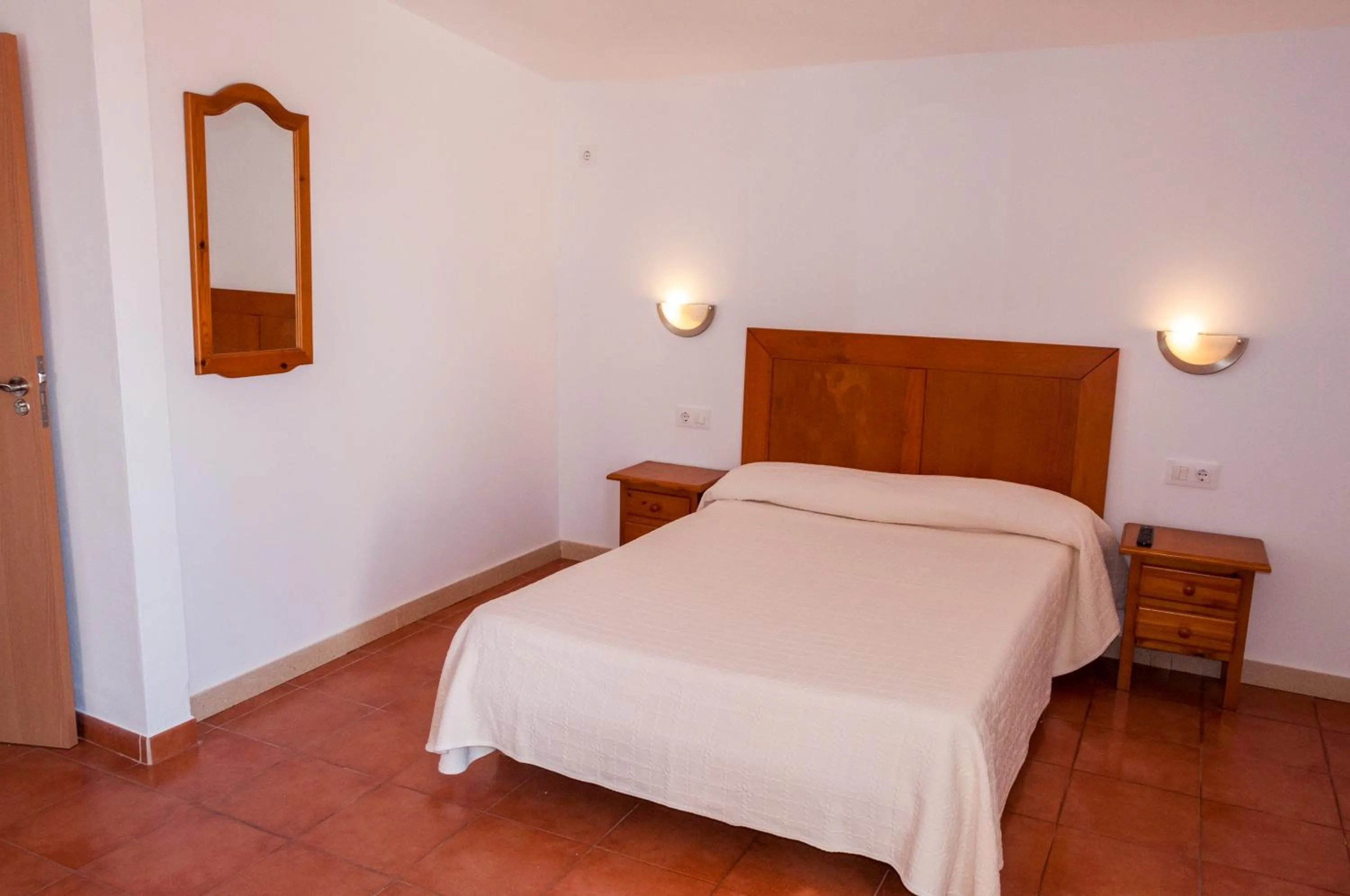 Bedroom, Bed in Hotel Madrid