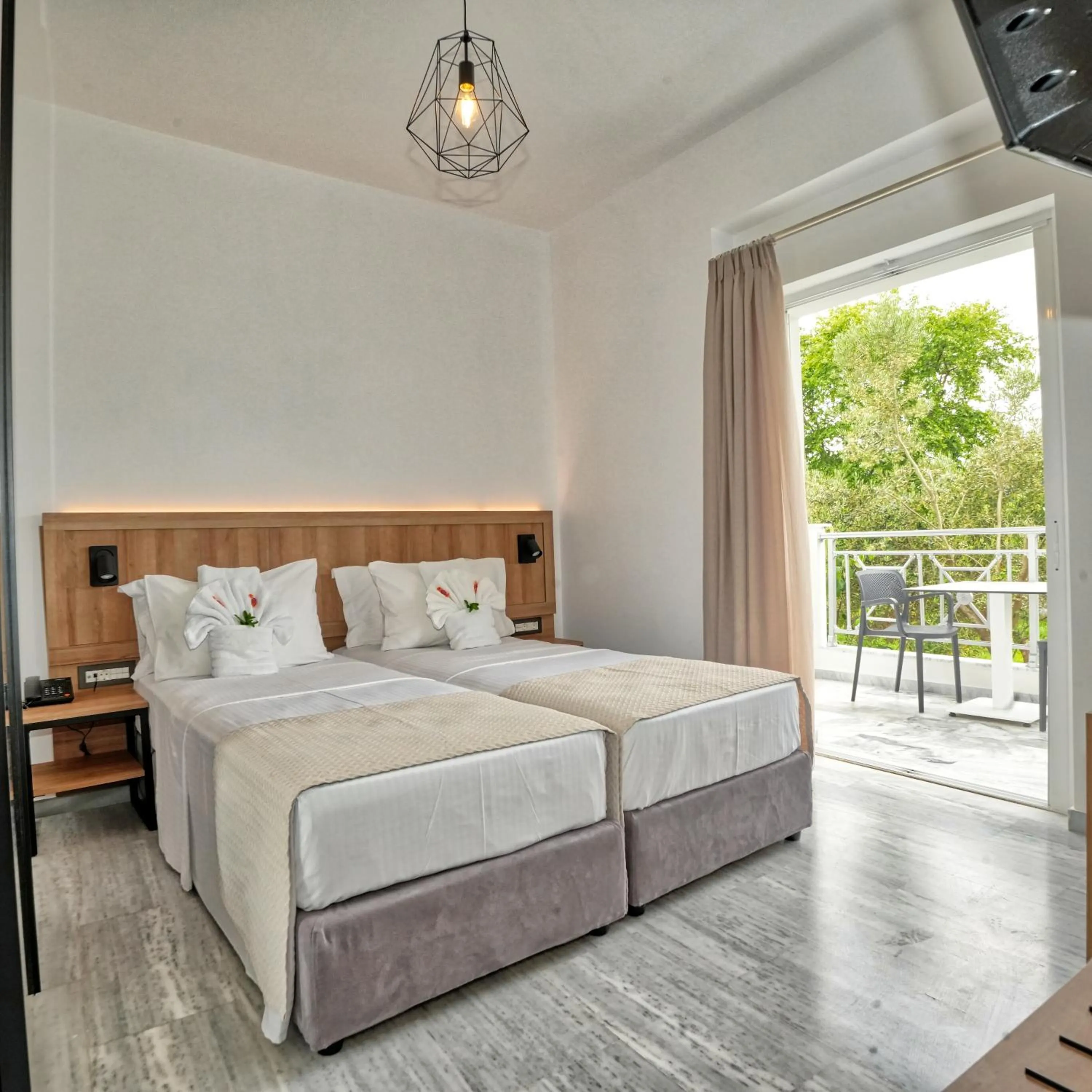 Bed in Olympion Melathron