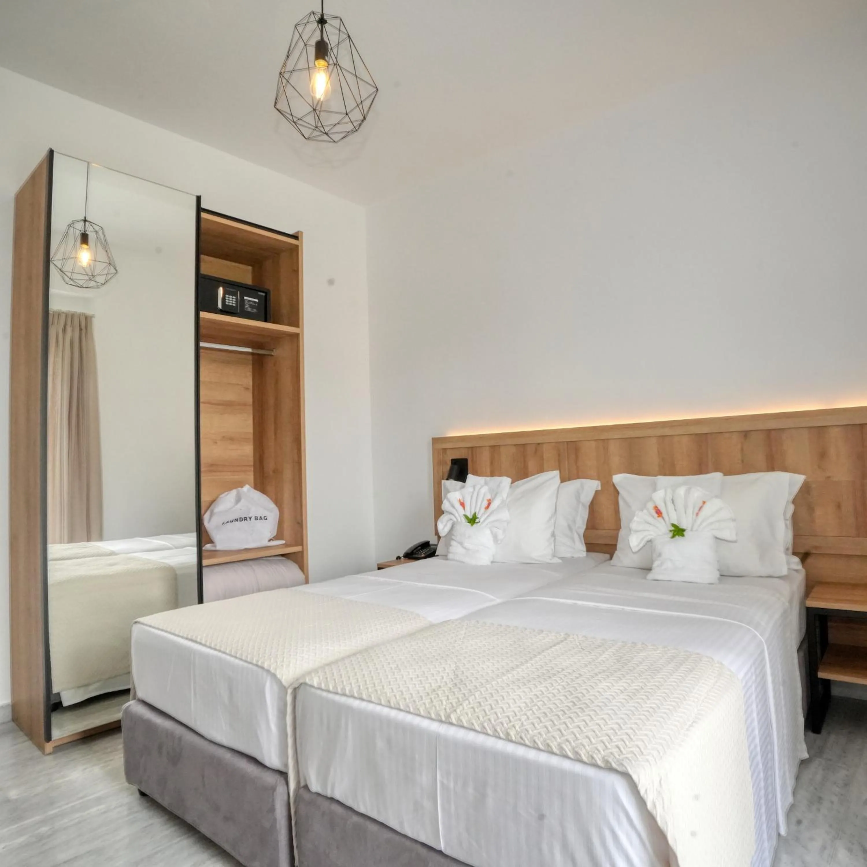 Bed in Olympion Melathron