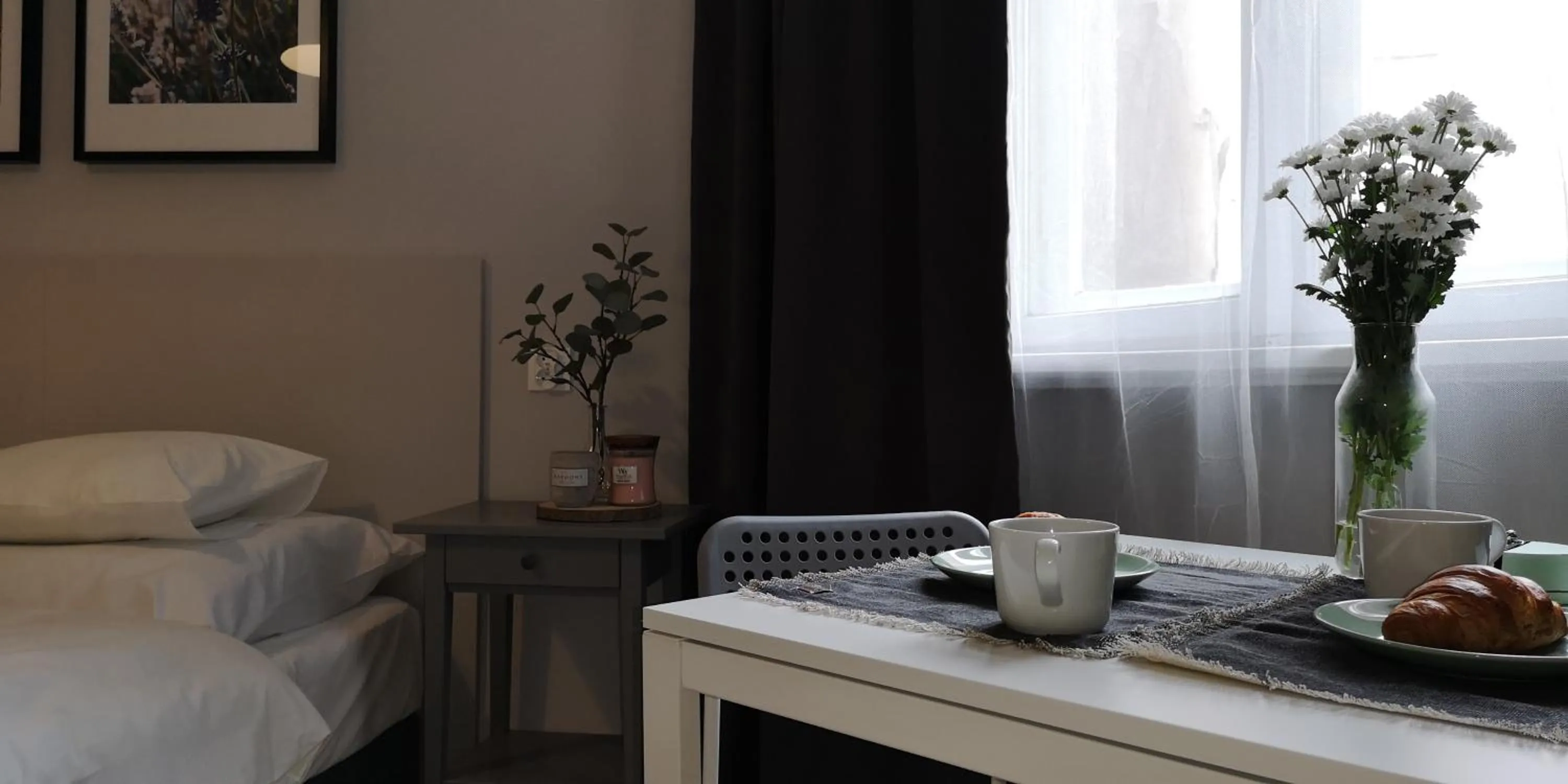 Bed in Glam House Apartments