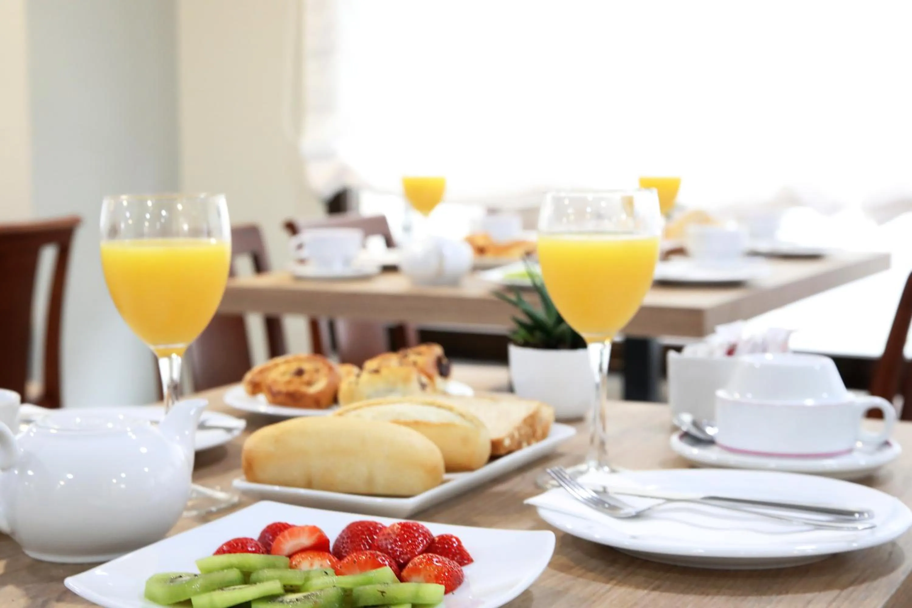 Food and drinks in Hotel Maruxia *** Superior