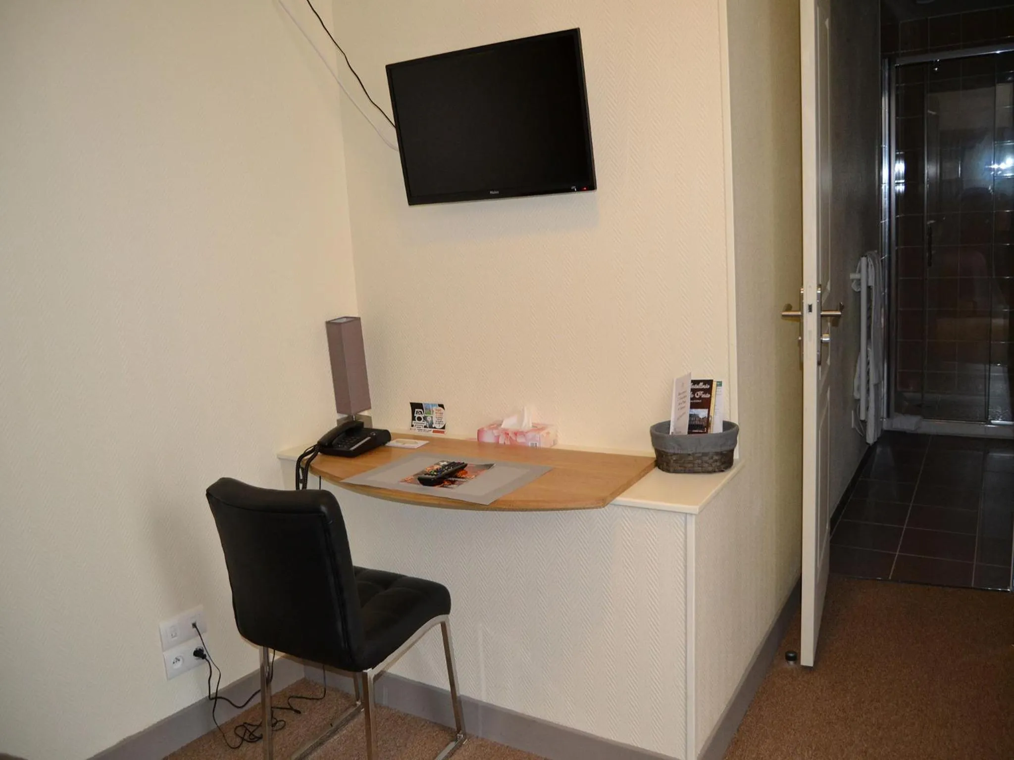 Hostellerie De La Poste