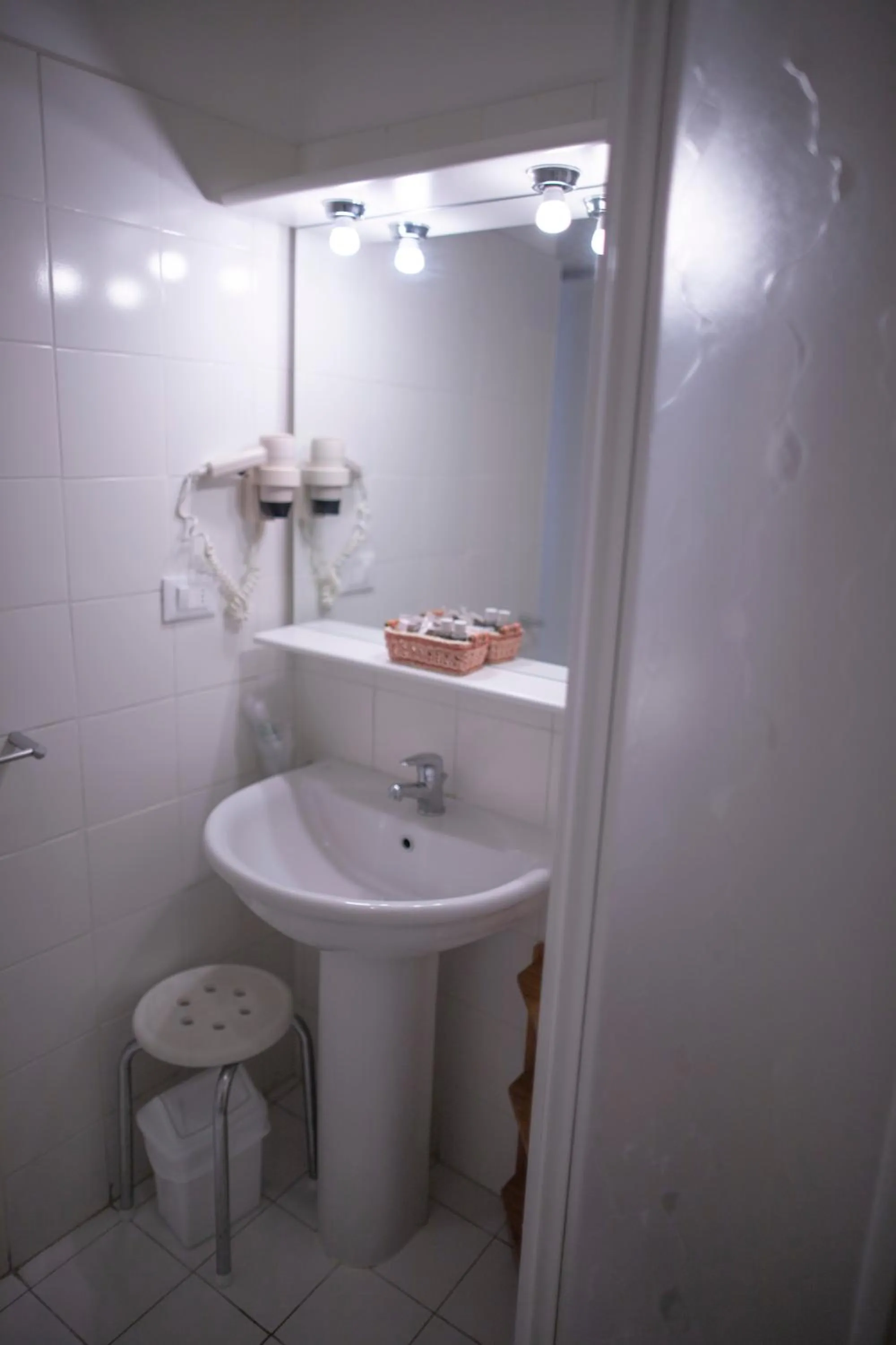 Bathroom in Hotel Ligure