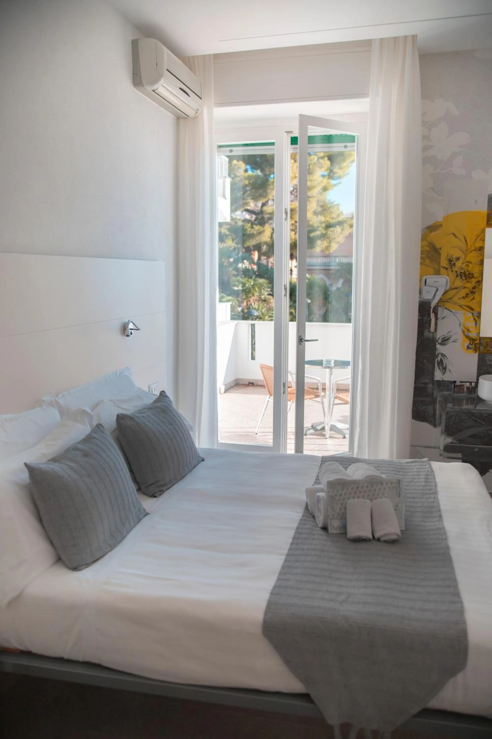 Bedroom in Hotel Ligure