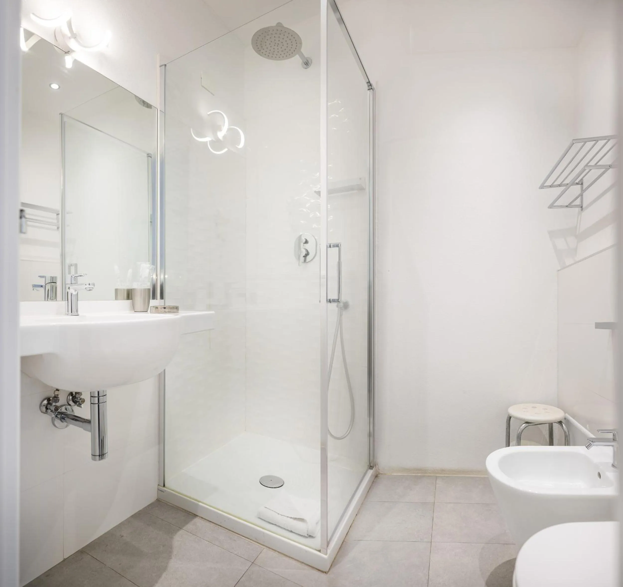 Bathroom in Hotel Ligure