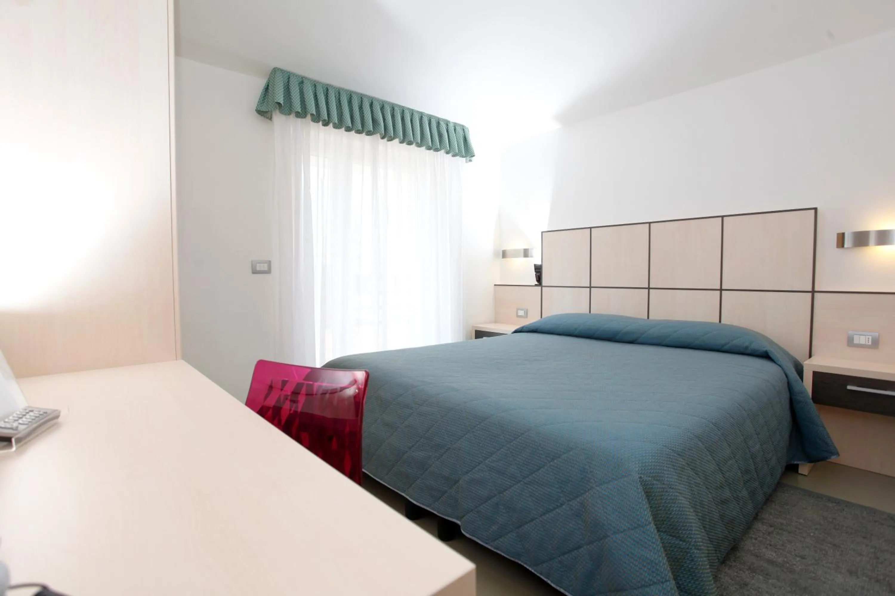 Day, Bed in Hotel Miorelli