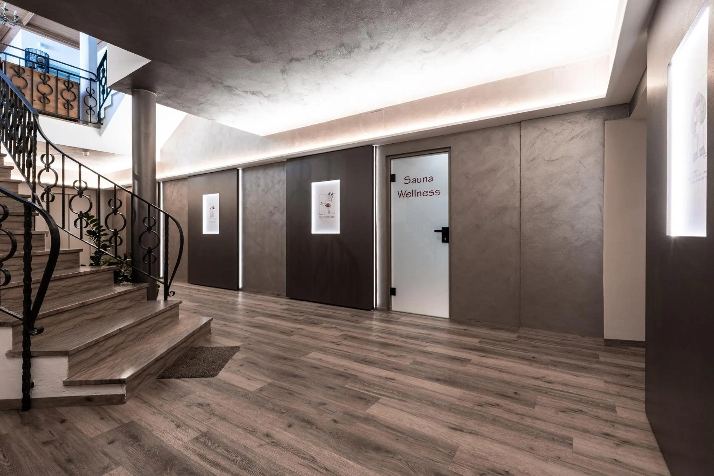 Decorative detail in Hotel Zum Löwen - Al Leone