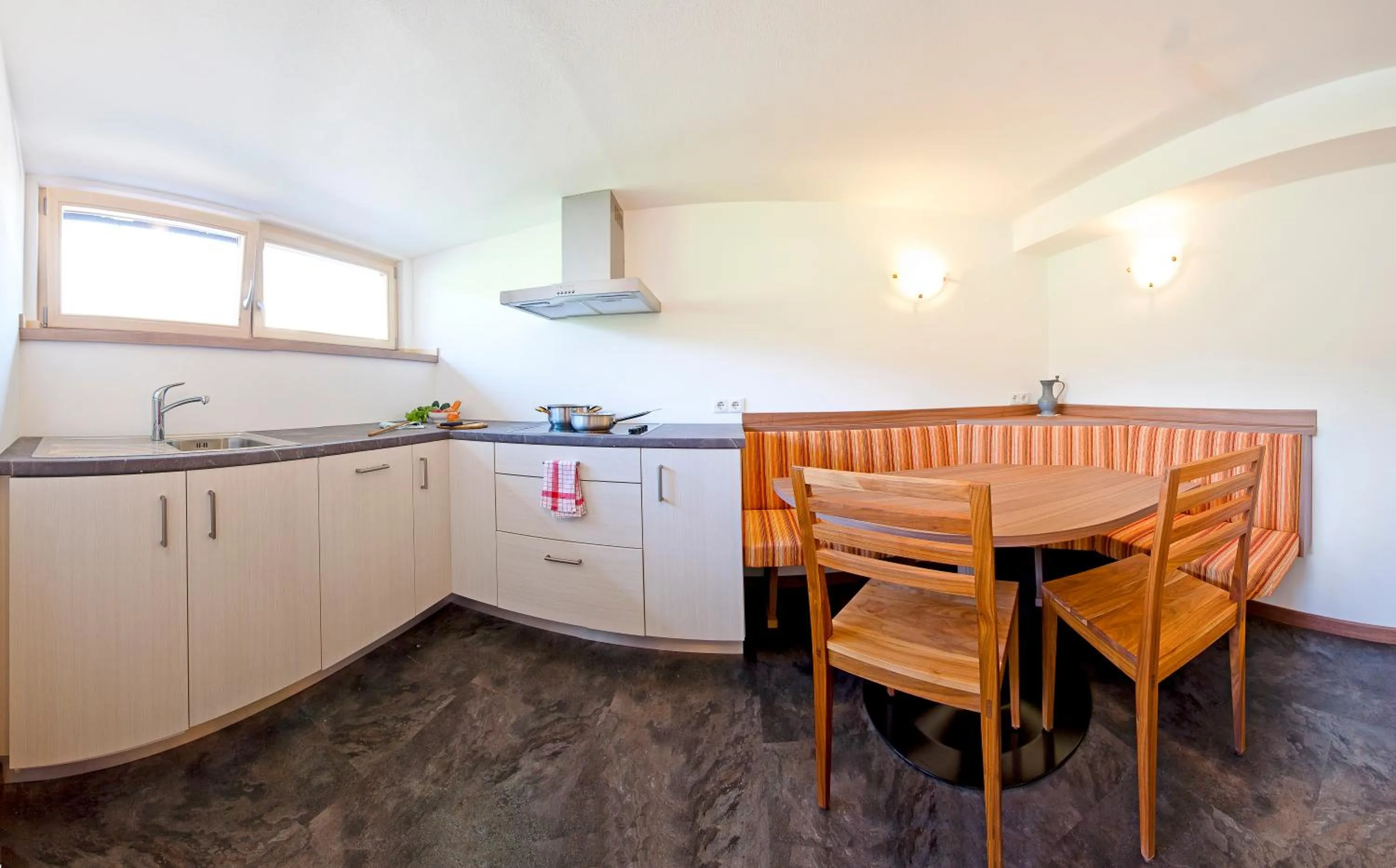 Kitchen or kitchenette in Hotel Zum Löwen - Al Leone