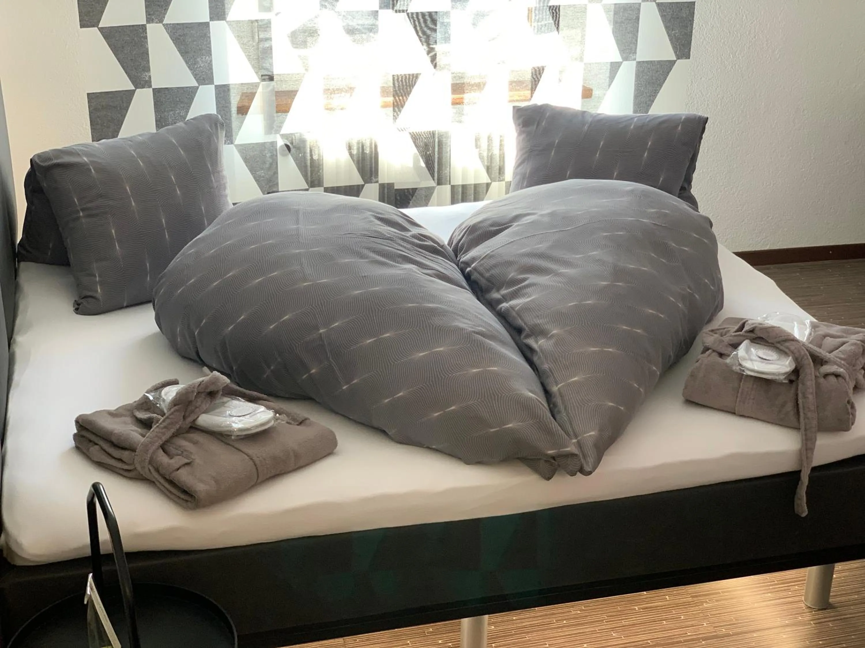 Bed in Hotel Krone Sihlbrugg