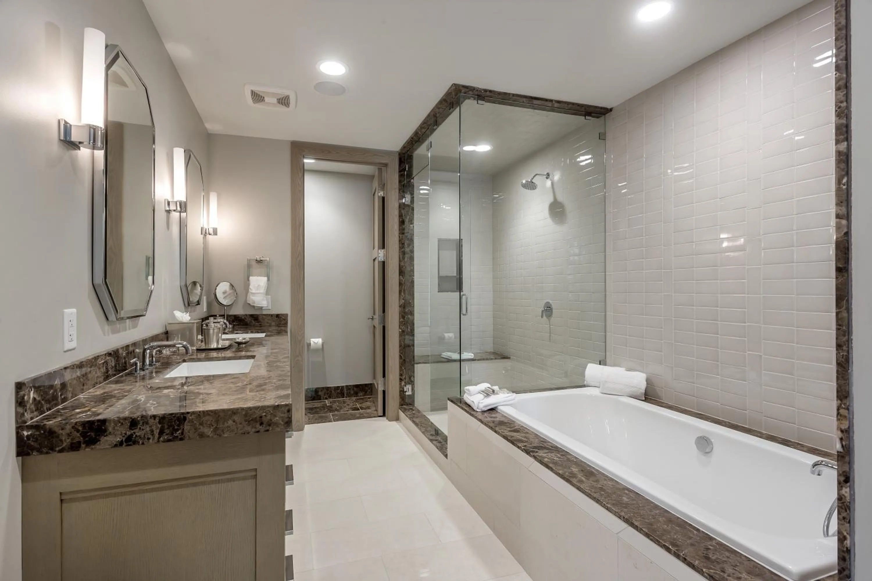 Bathroom in Stein Eriksen Residences