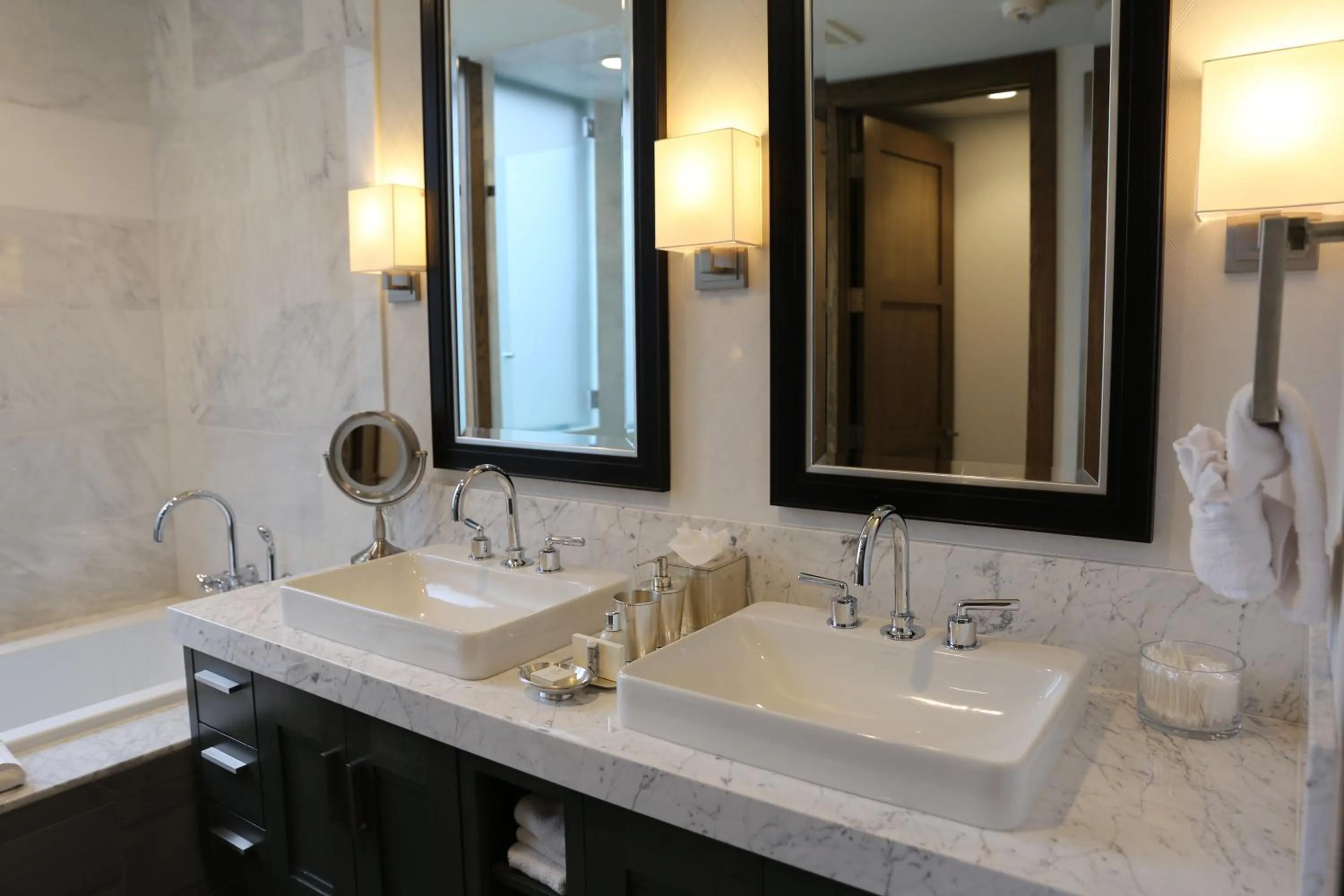 Bathroom in Stein Eriksen Residences