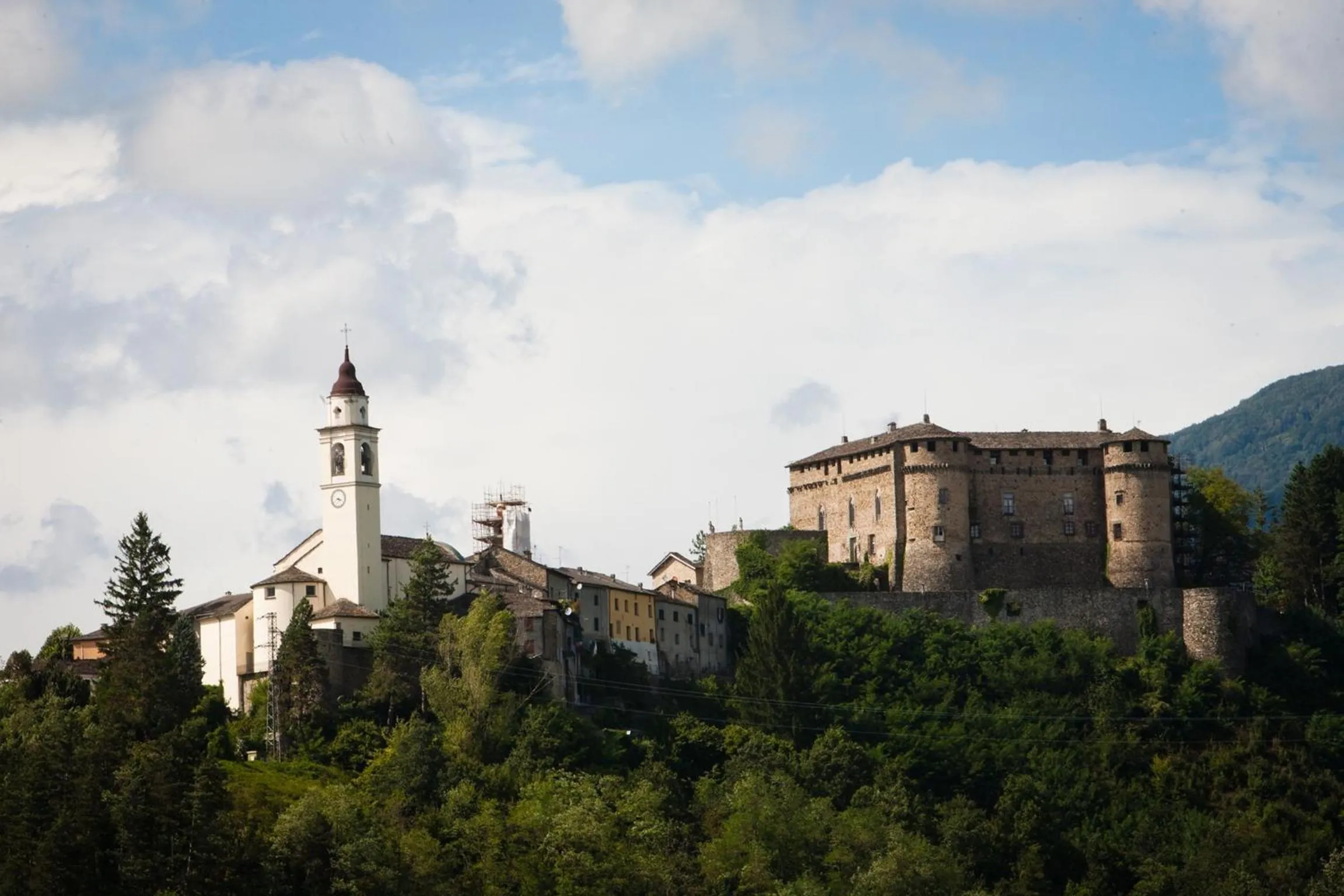 Bird's eye view in Castello Di Compiano Hotel Relais Museum