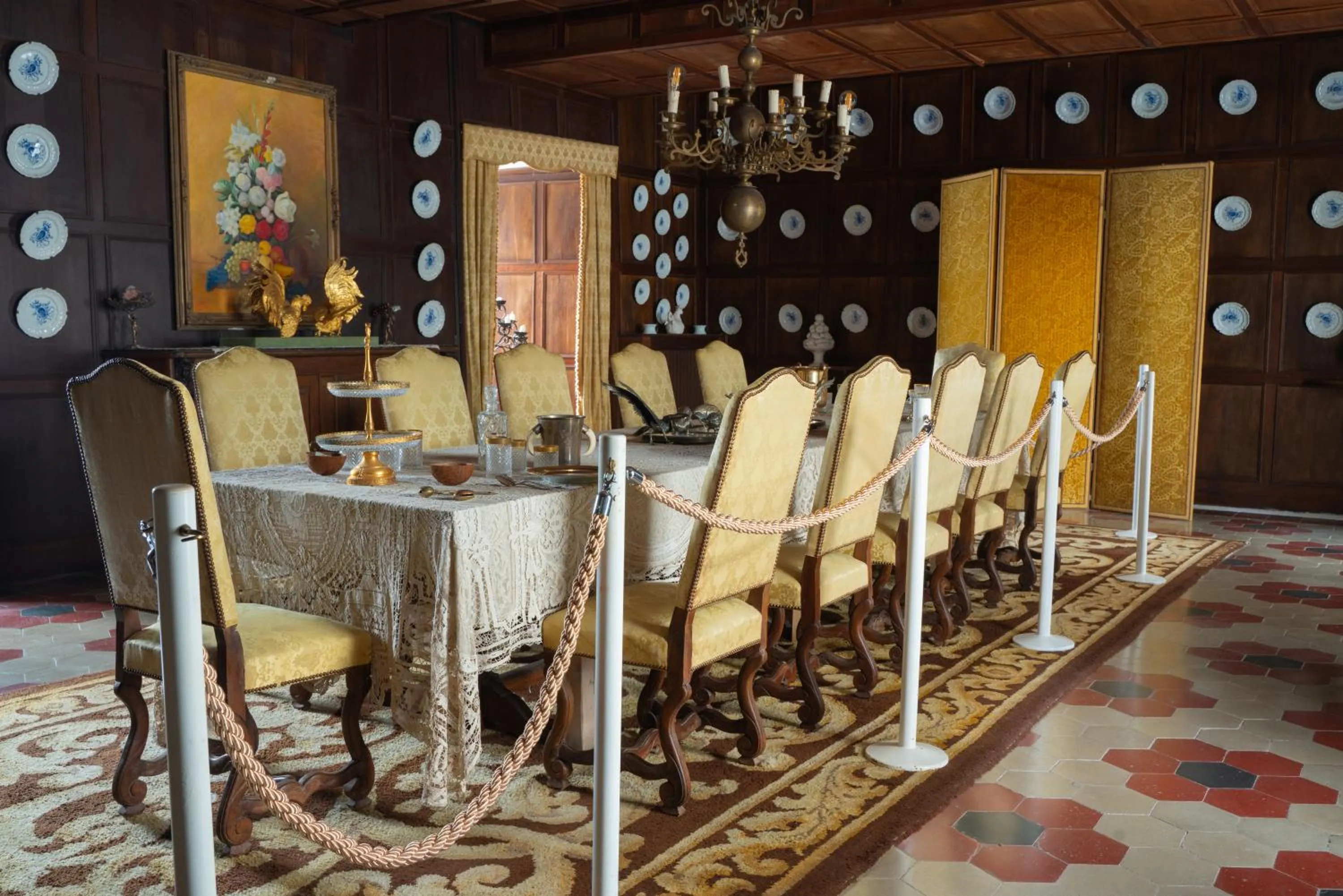 Castello Di Compiano Hotel Relais Museum