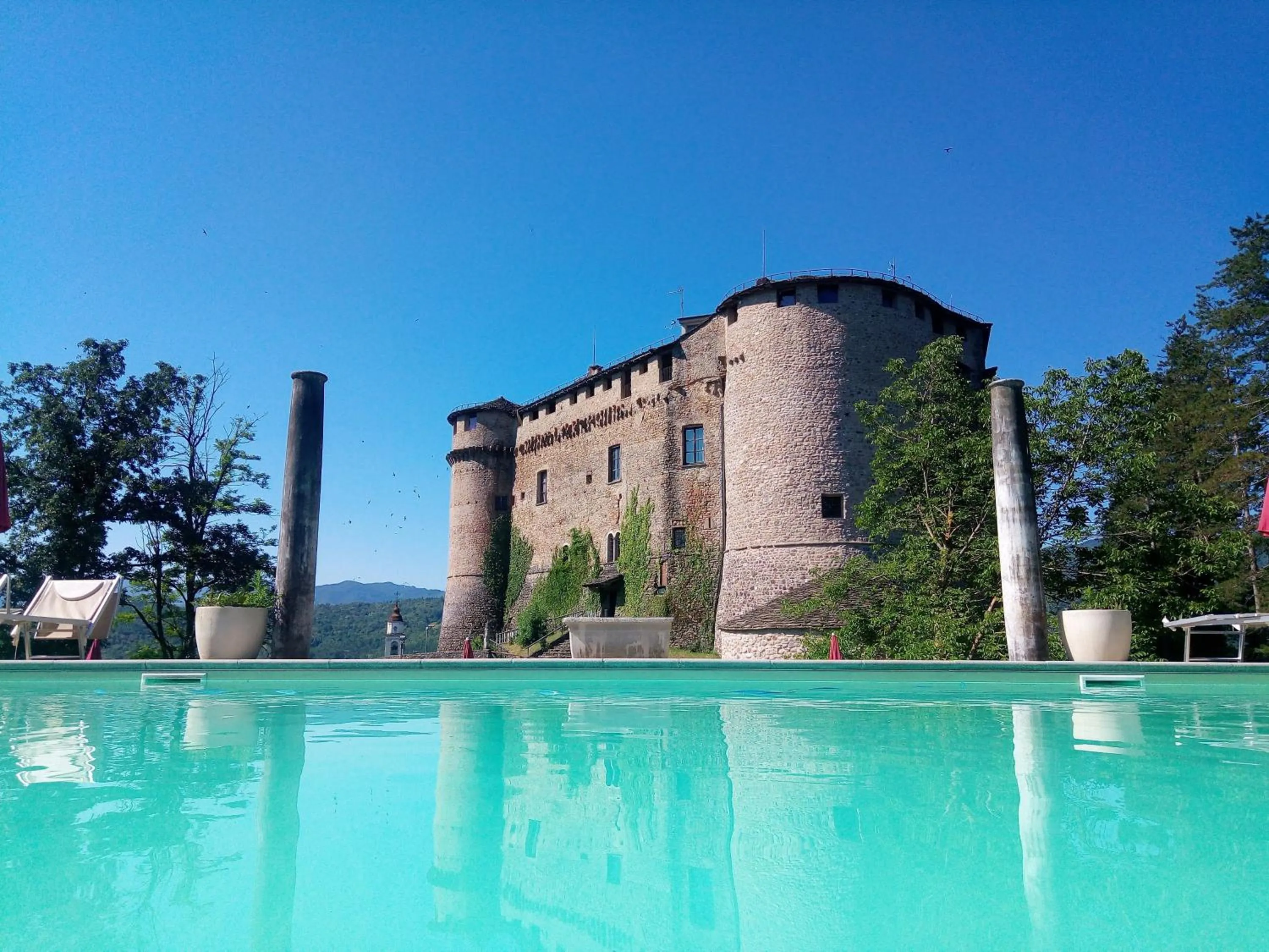 Castello Di Compiano Hotel Relais Museum