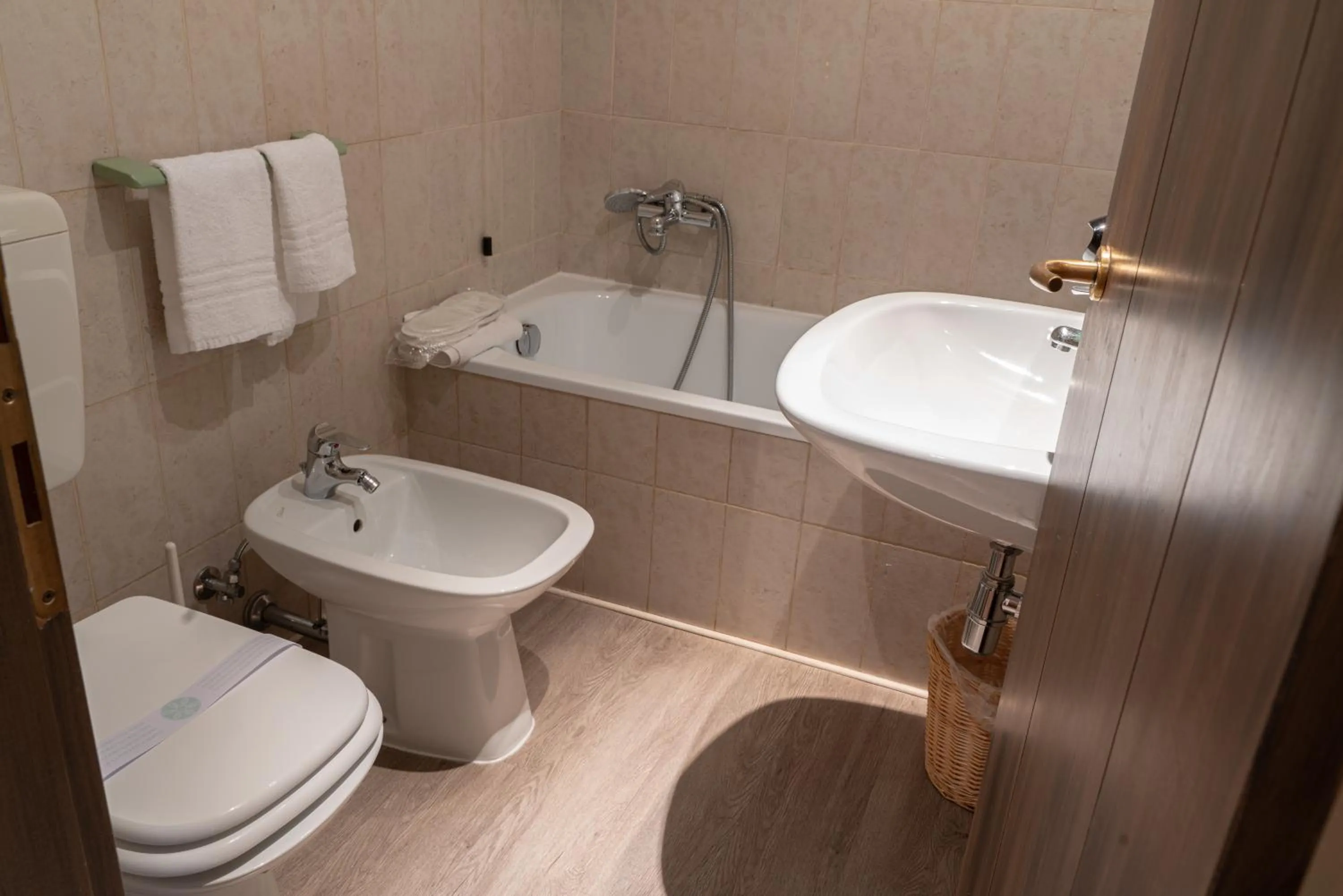 Castello Di Compiano Hotel Relais Museum