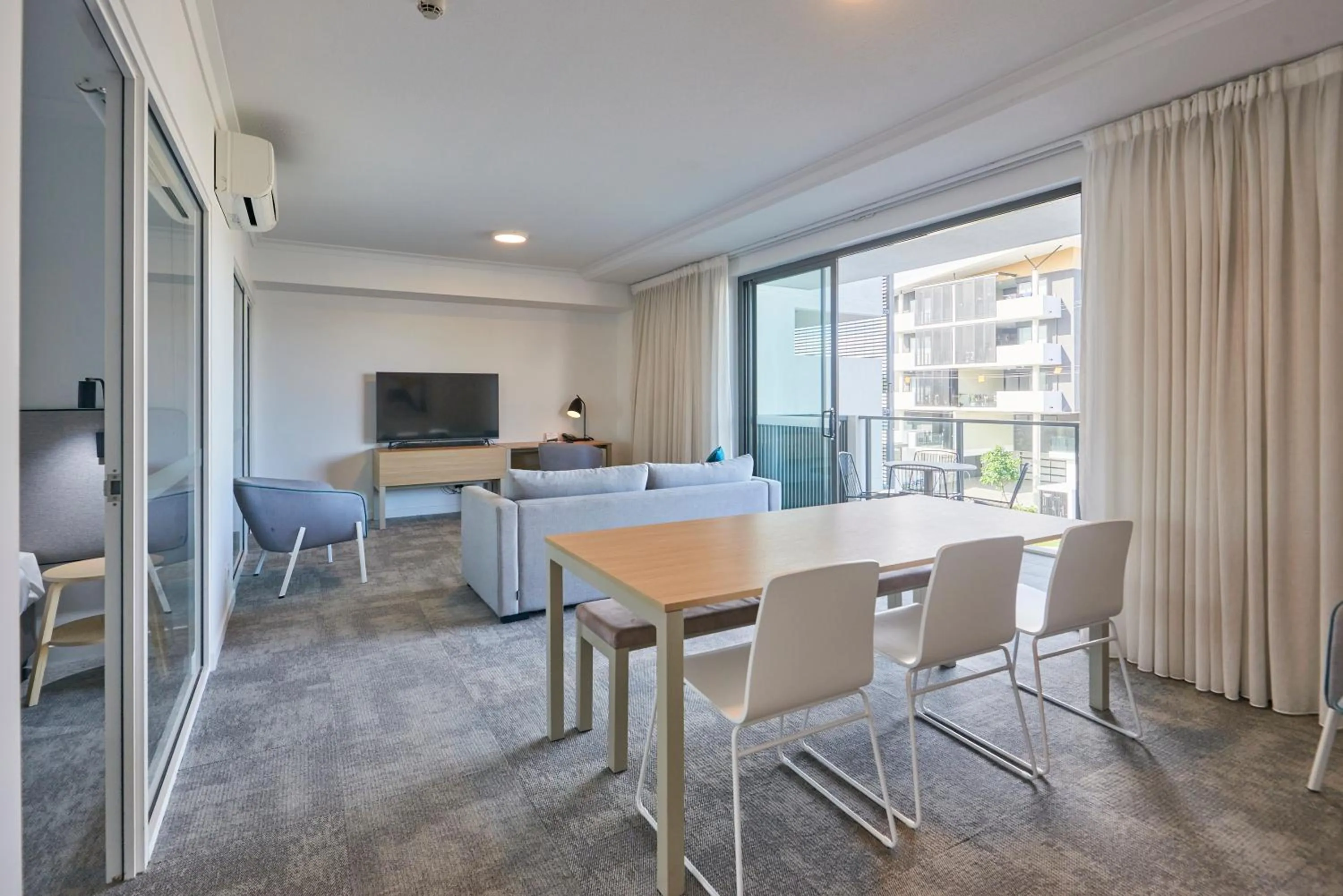 TV and multimedia in Quest Cannon Hill