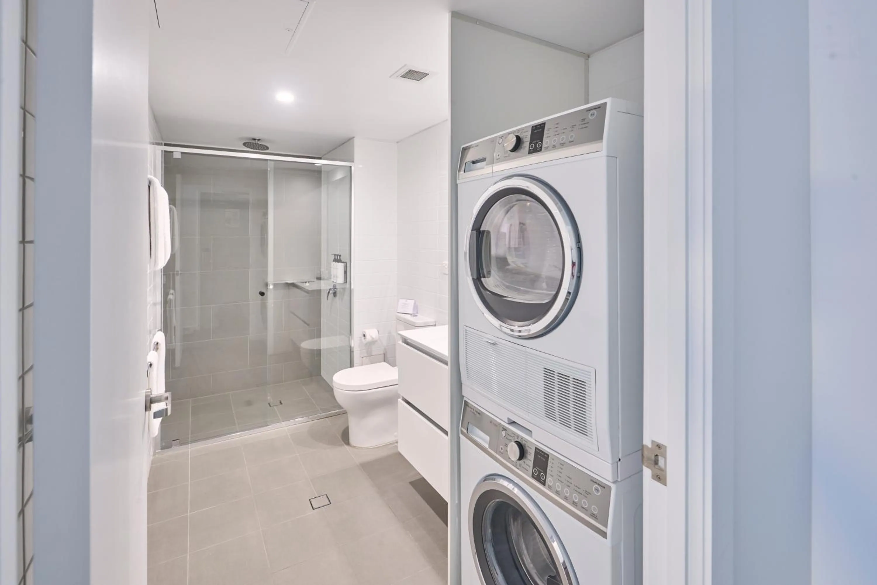 Shower in Quest Cannon Hill