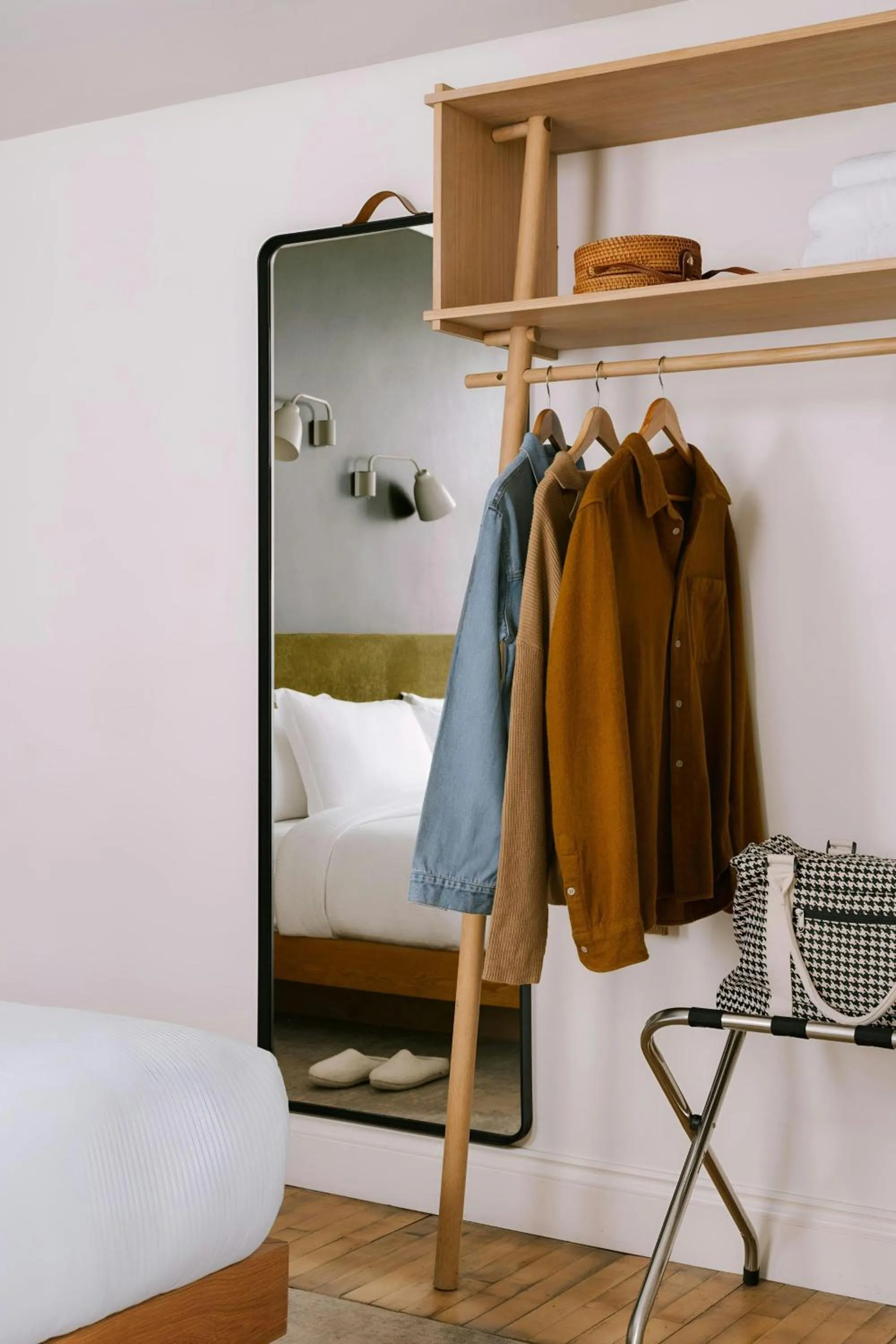Bedroom, Bed in Chelsea Green Hotel, Sonder by Marriott Bonvoy