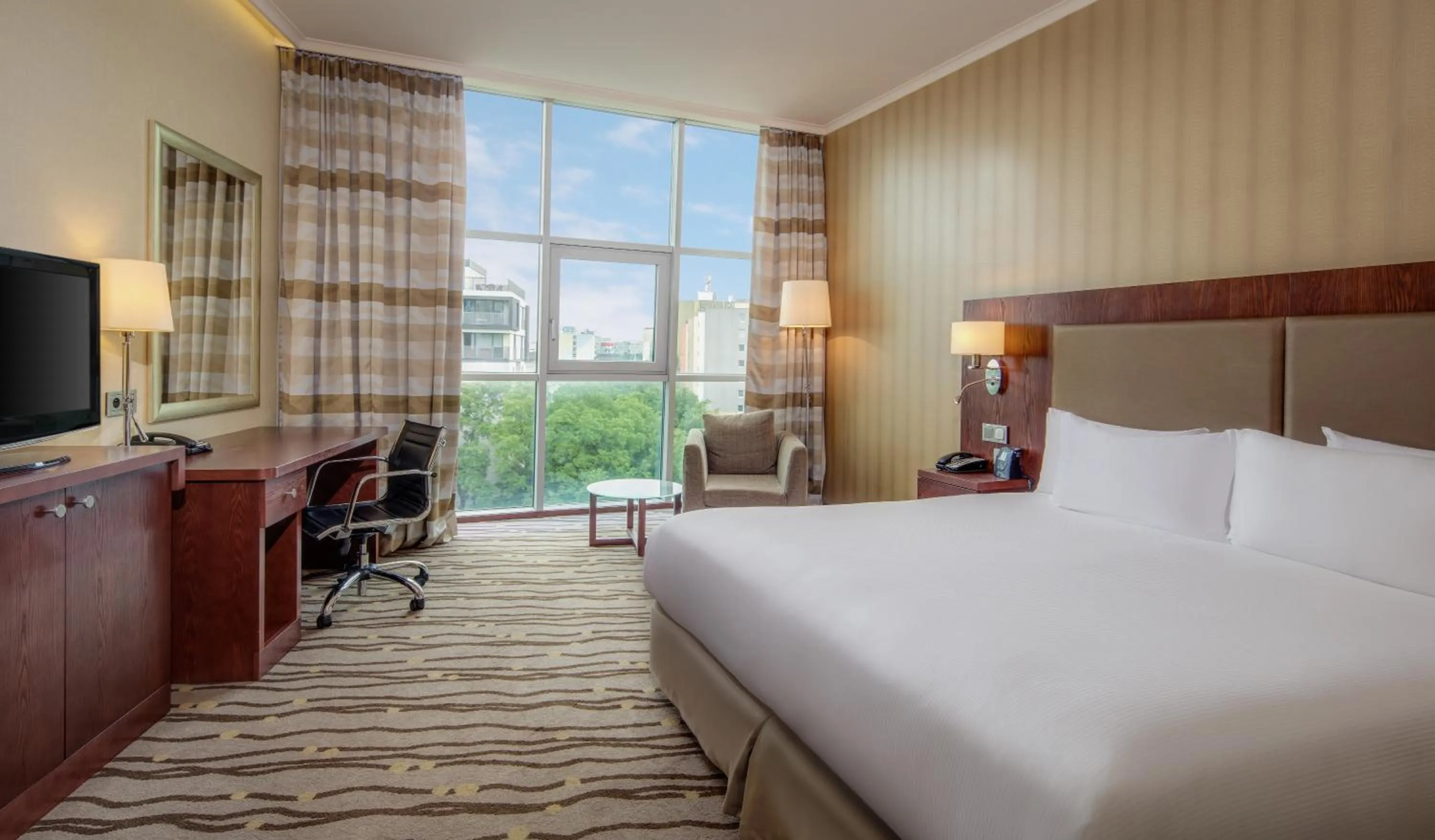 Bedroom, Bed in DoubleTree by Hilton Bratislava