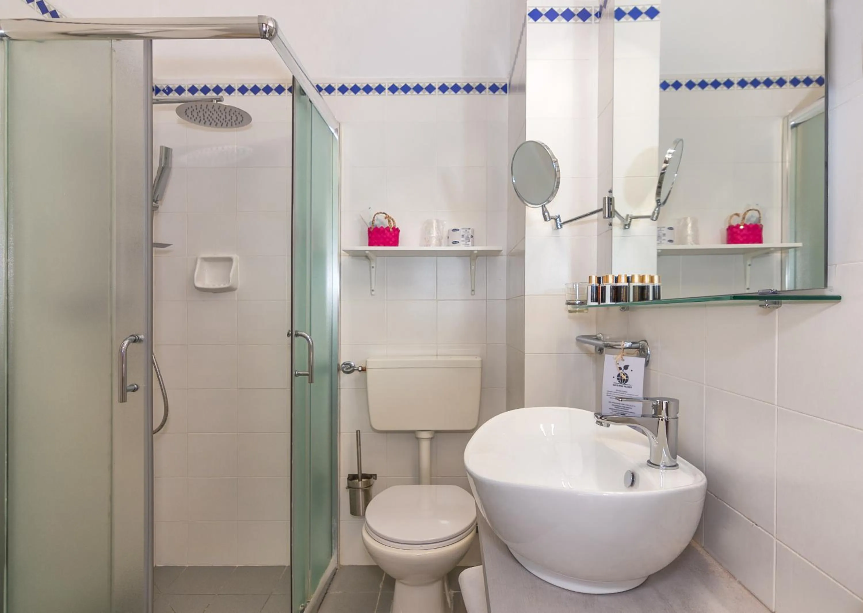 Bathroom in Hotel Tahiti