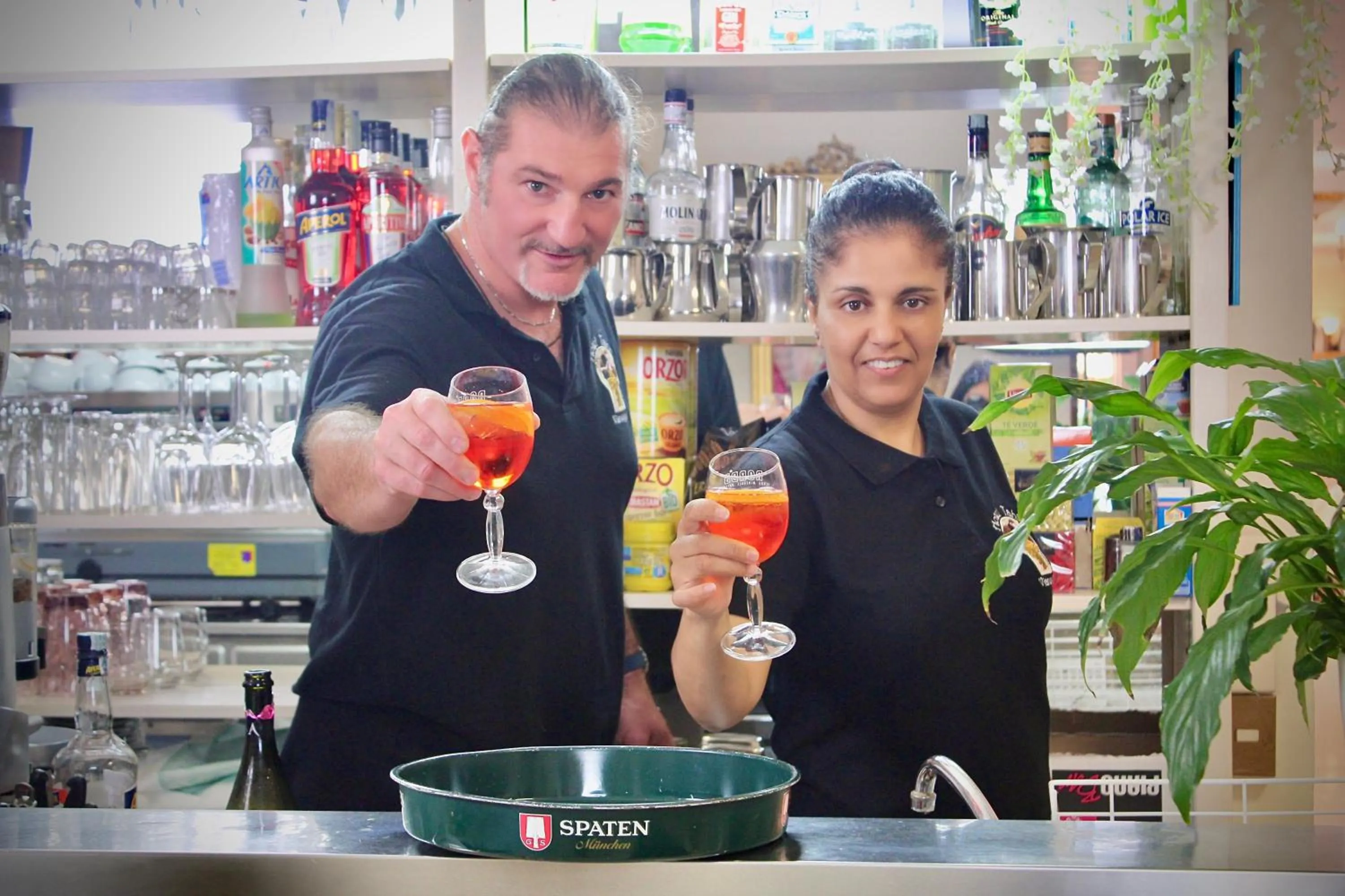 Staff in Hotel Tahiti