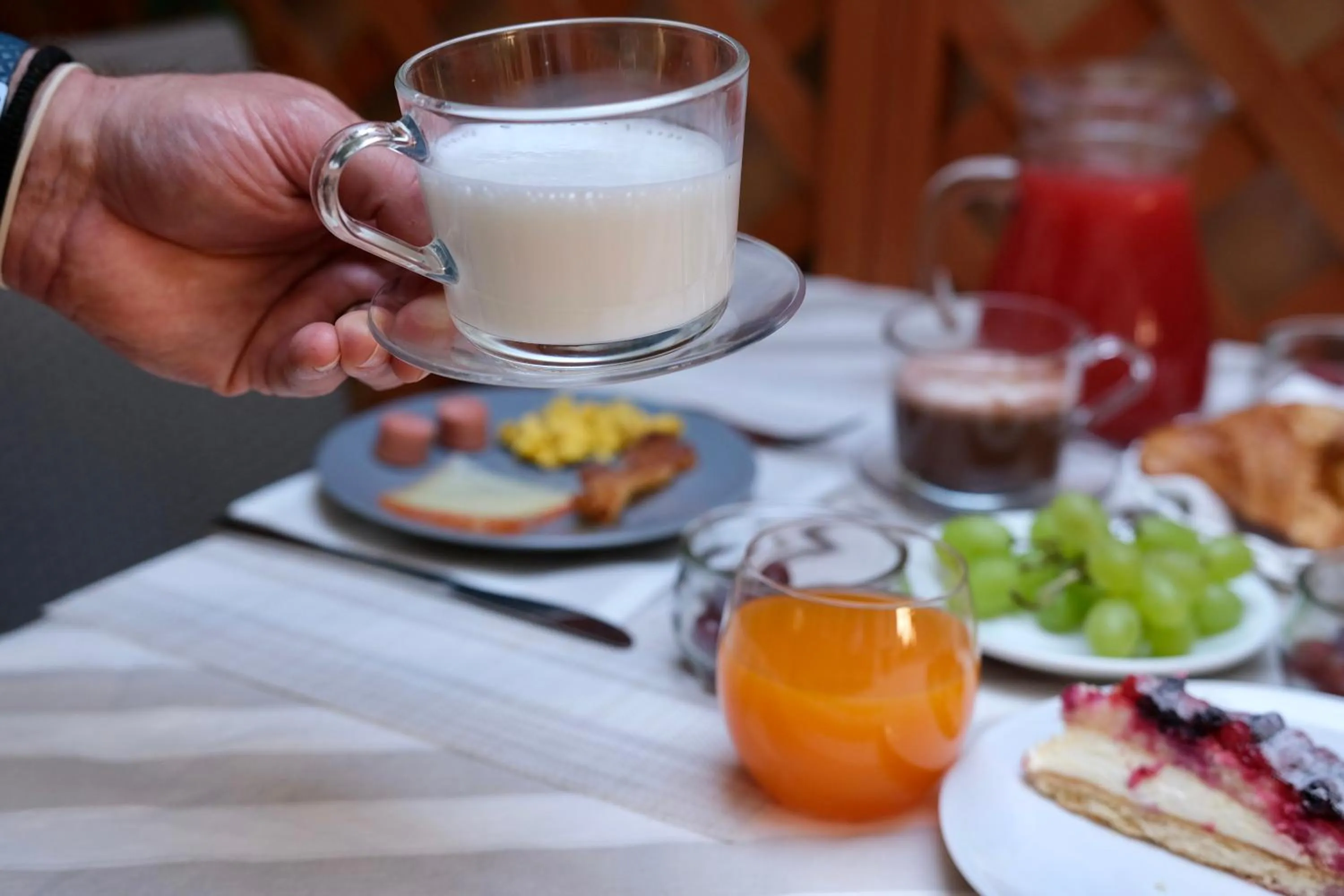 Food and drinks in Hotel Tahiti