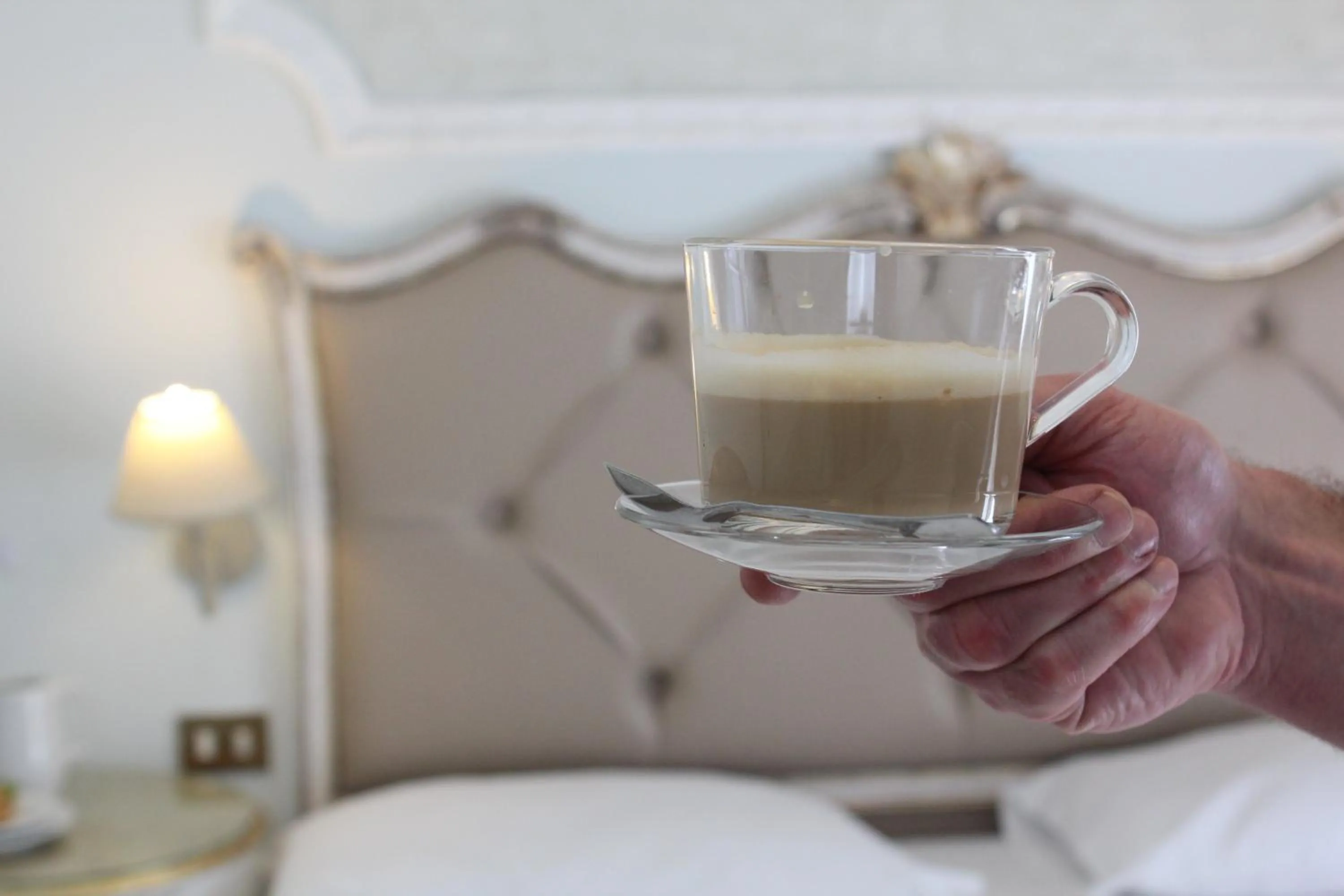 Drinks, Bed in Hotel Tahiti