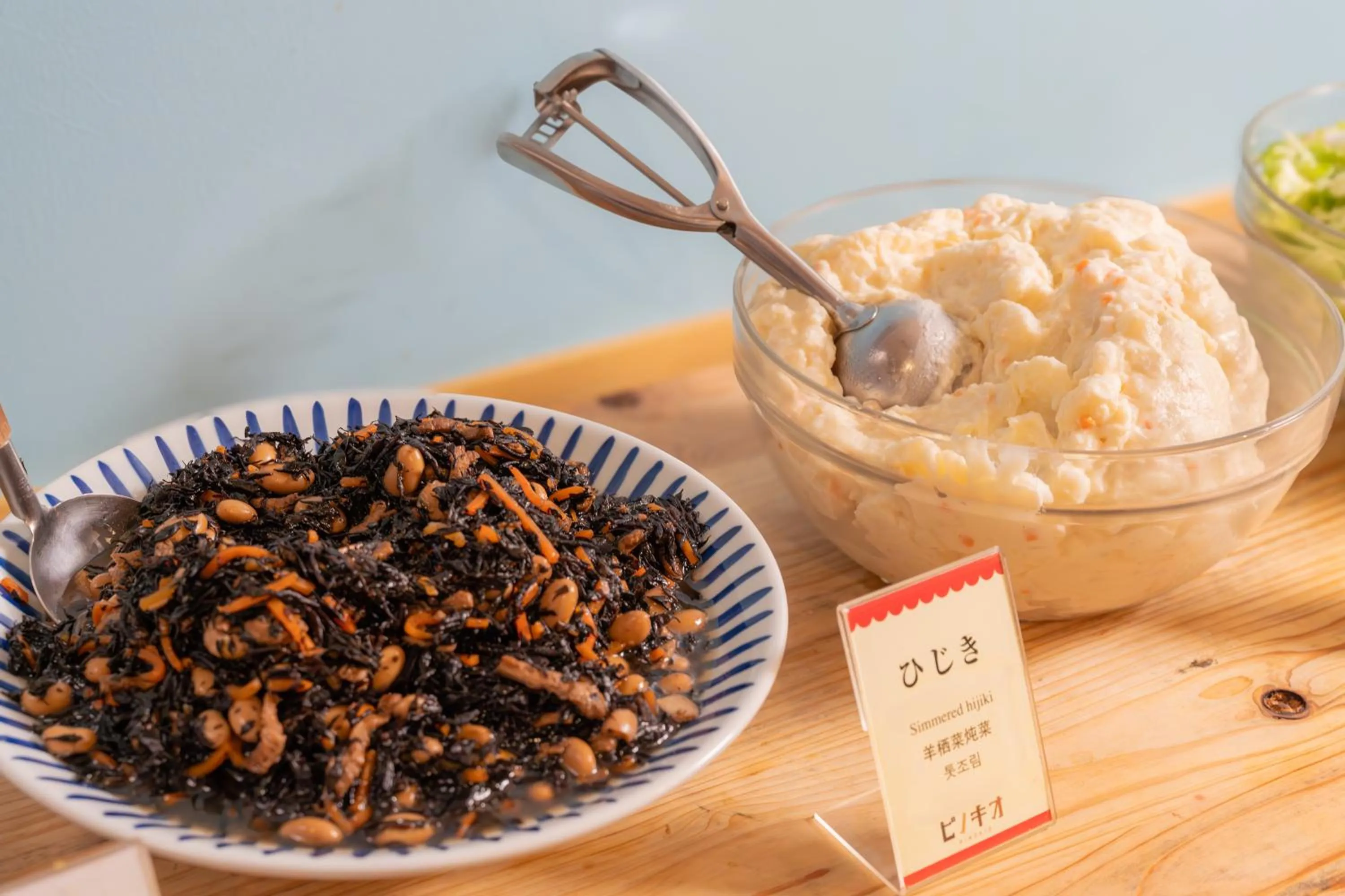 Restaurant/places to eat in Sotetsu Fresa Inn Kitahama