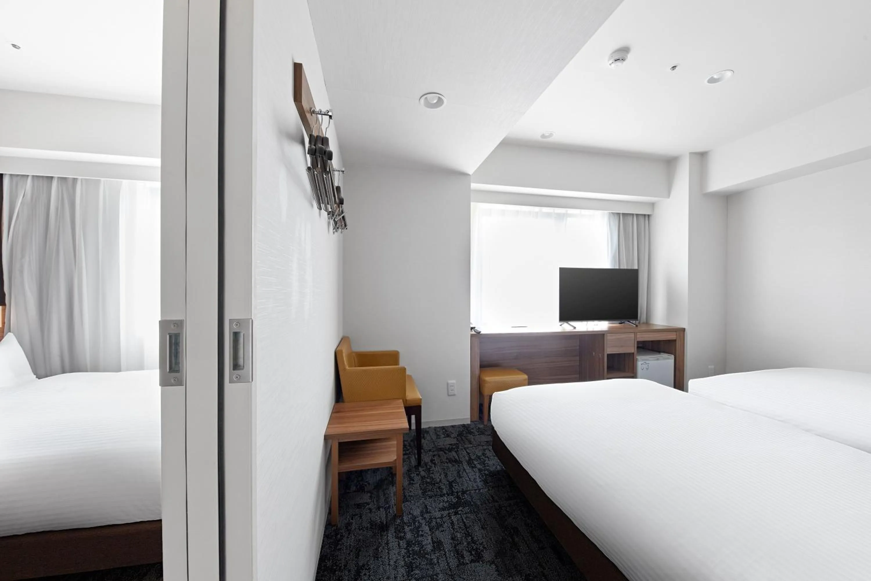 Area and facilities, Bed in Sotetsu Fresa Inn Kitahama