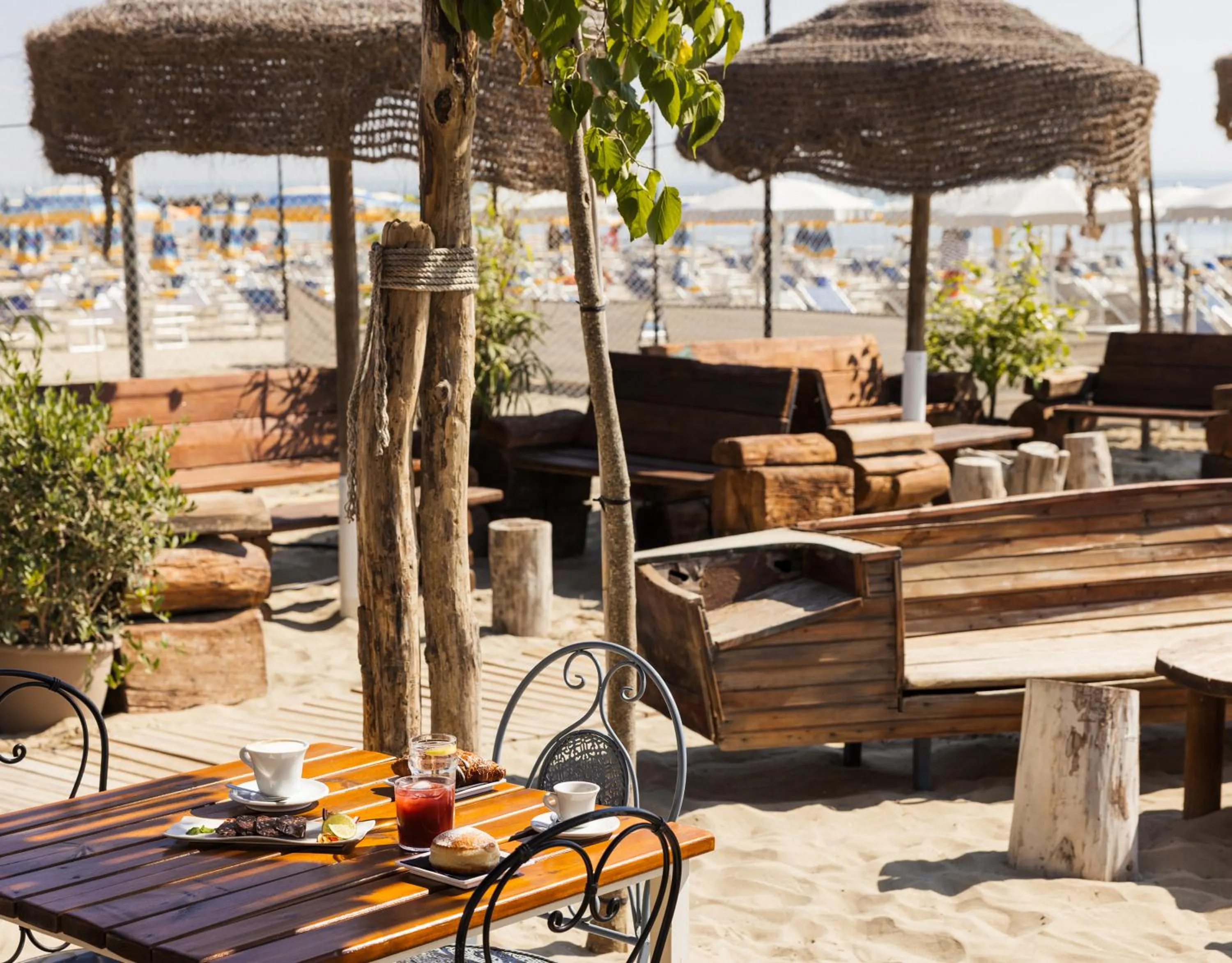 Day in Hotel Constellation