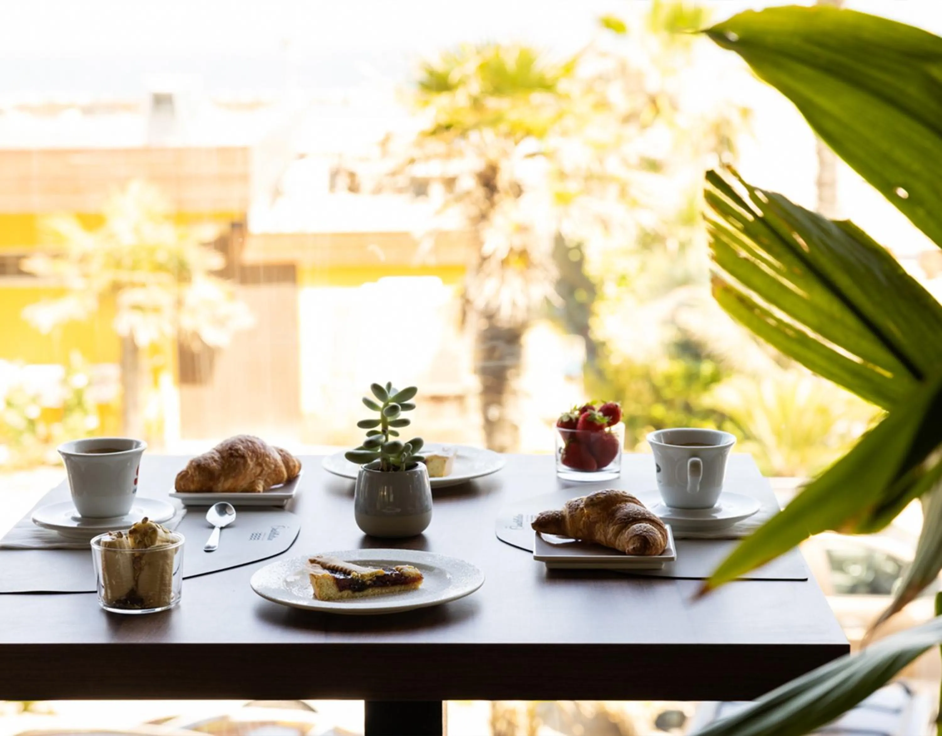 Food and drinks in Hotel Constellation