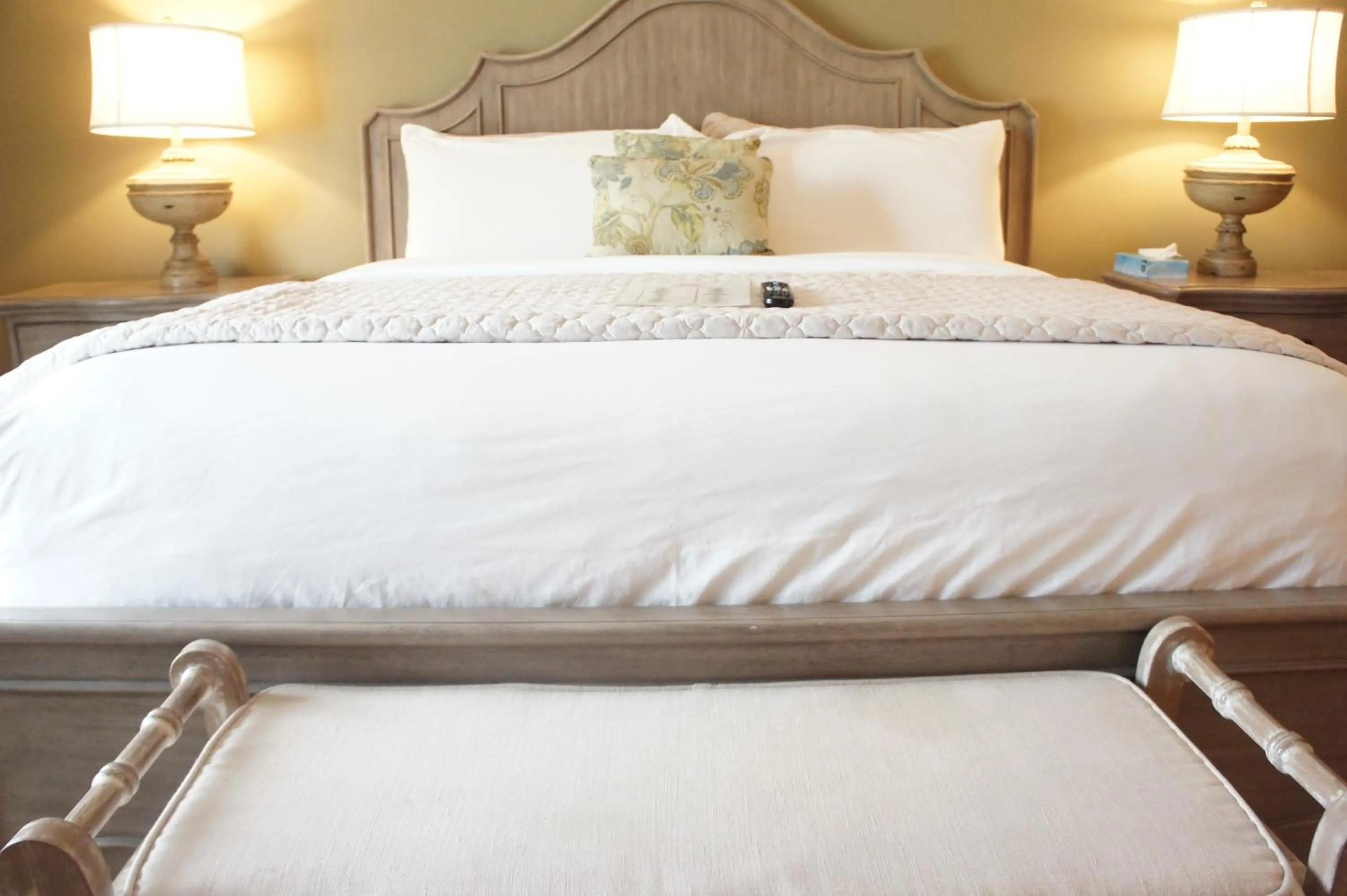 Bed in Magnolia Creek Lodge