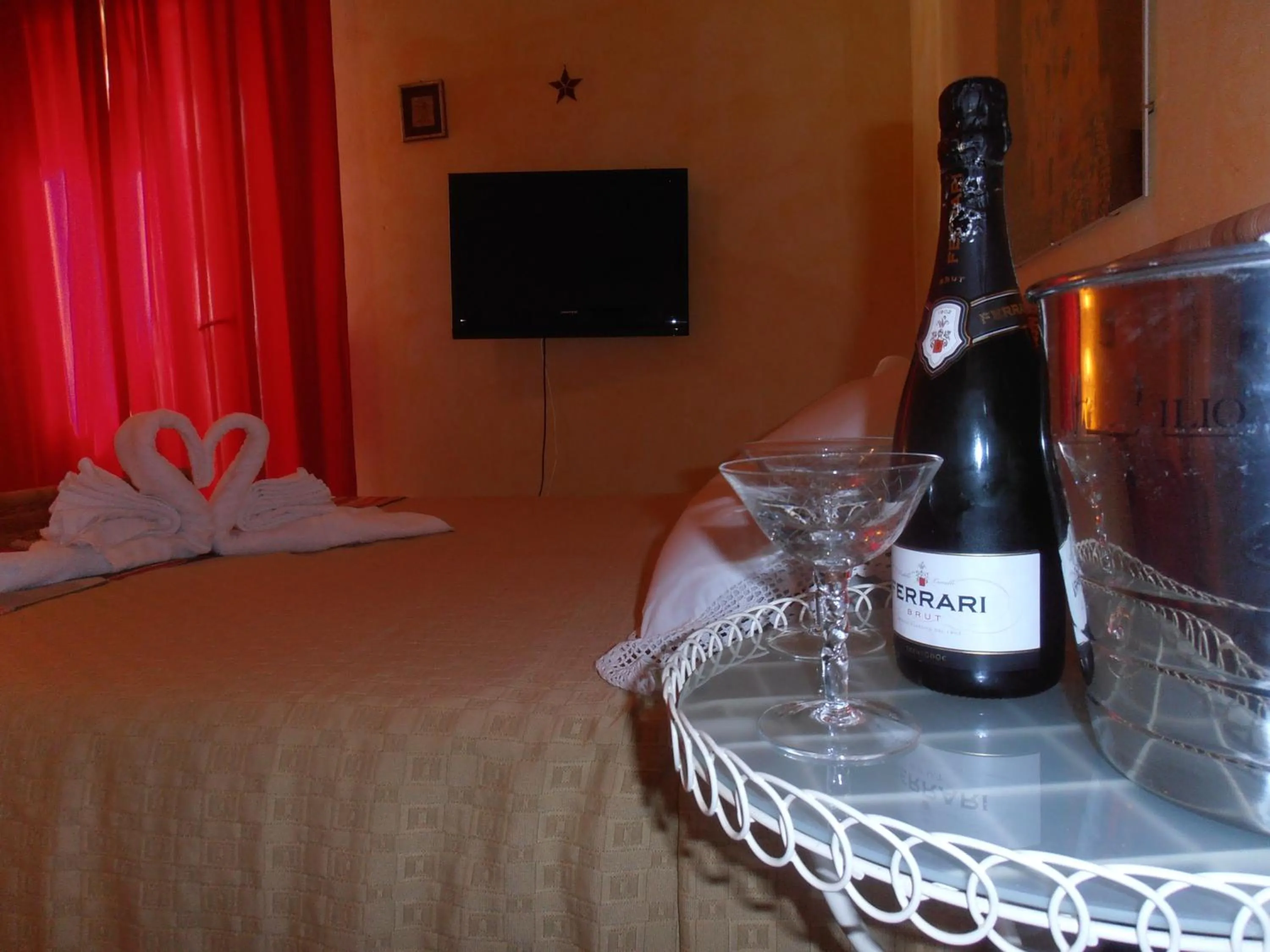 TV/Entertainment Center in B&B Amici Miei