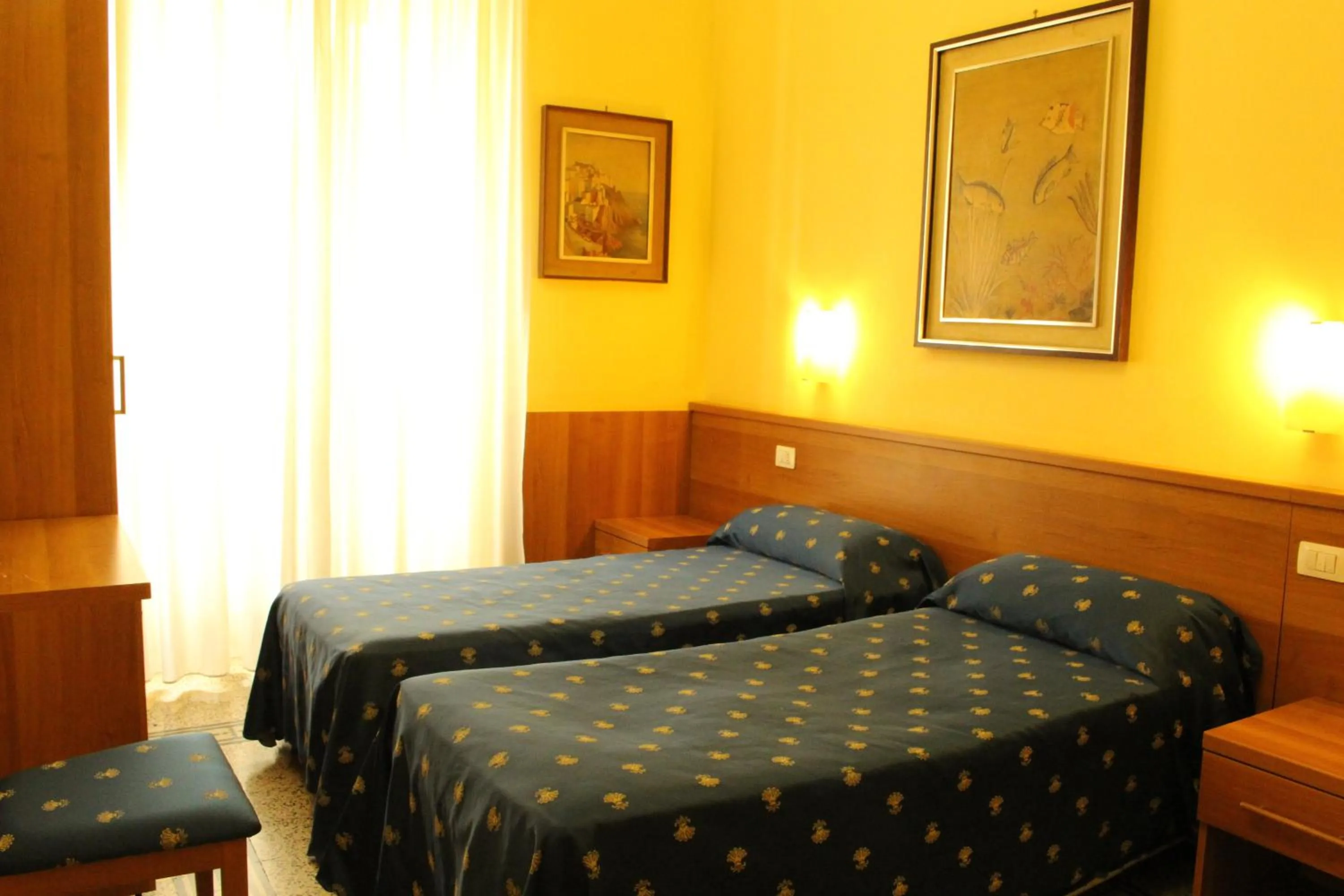 Photo of the whole room, Bed in Hotel Bolognese