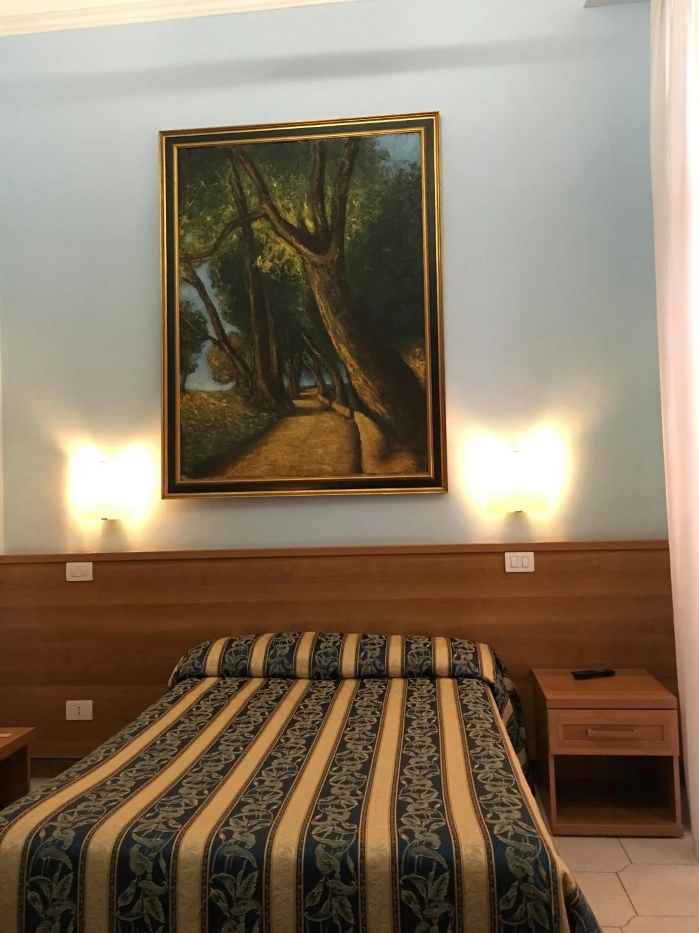 Bed in Hotel Bolognese
