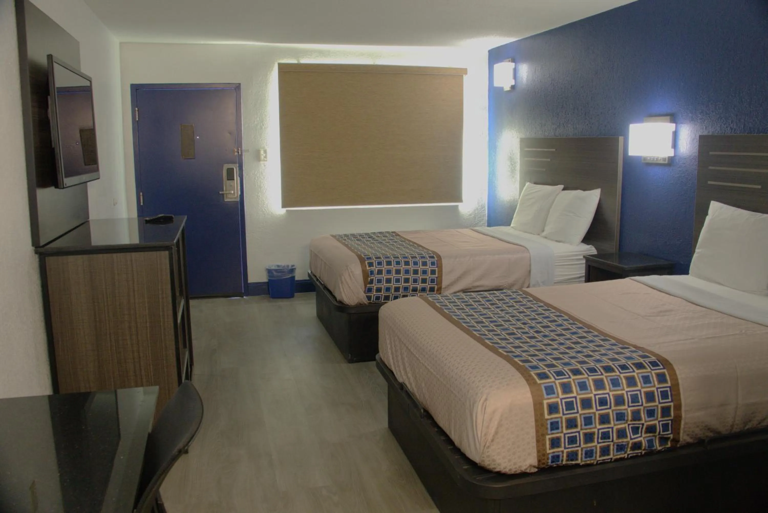 Bed in Americas Best Value Inn Richmond South